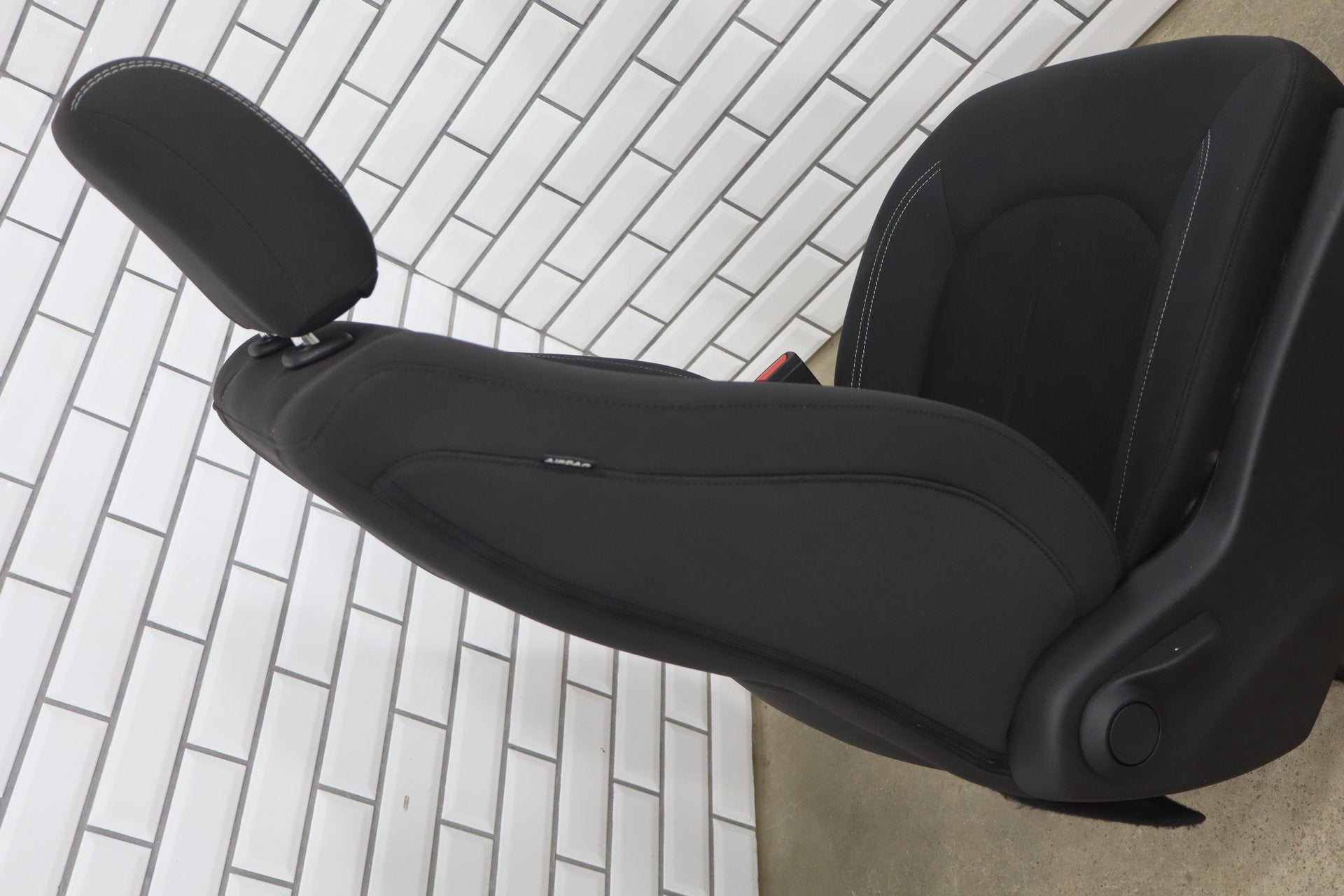 2017-2024 Chrysler Pacifica Passenger RH Right Front Seat Clotch Black X3