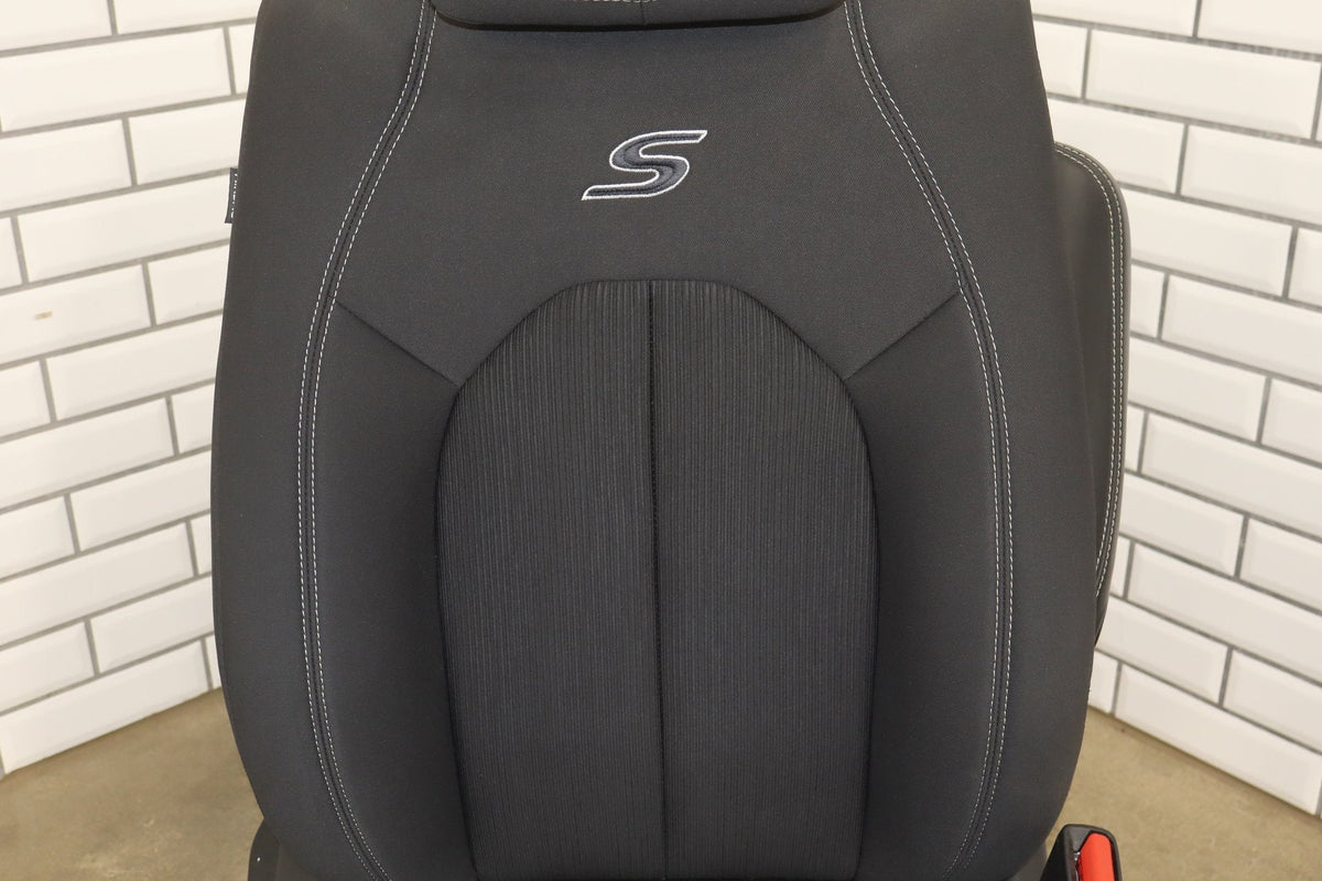 2017-2024 Chrysler Pacifica Passenger RH Right Front Seat Clotch Black X3