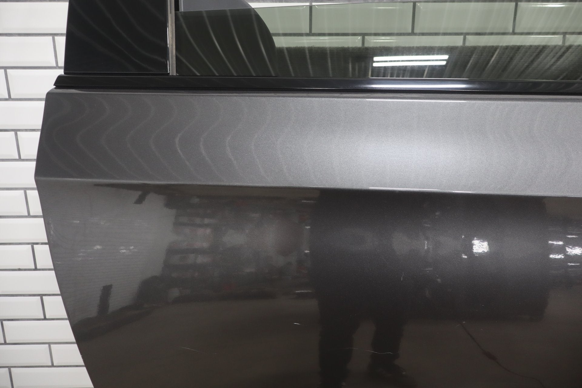 2017-2024 Chrysler Pacifica Right Rear Door Granite Crystal ( PAU )