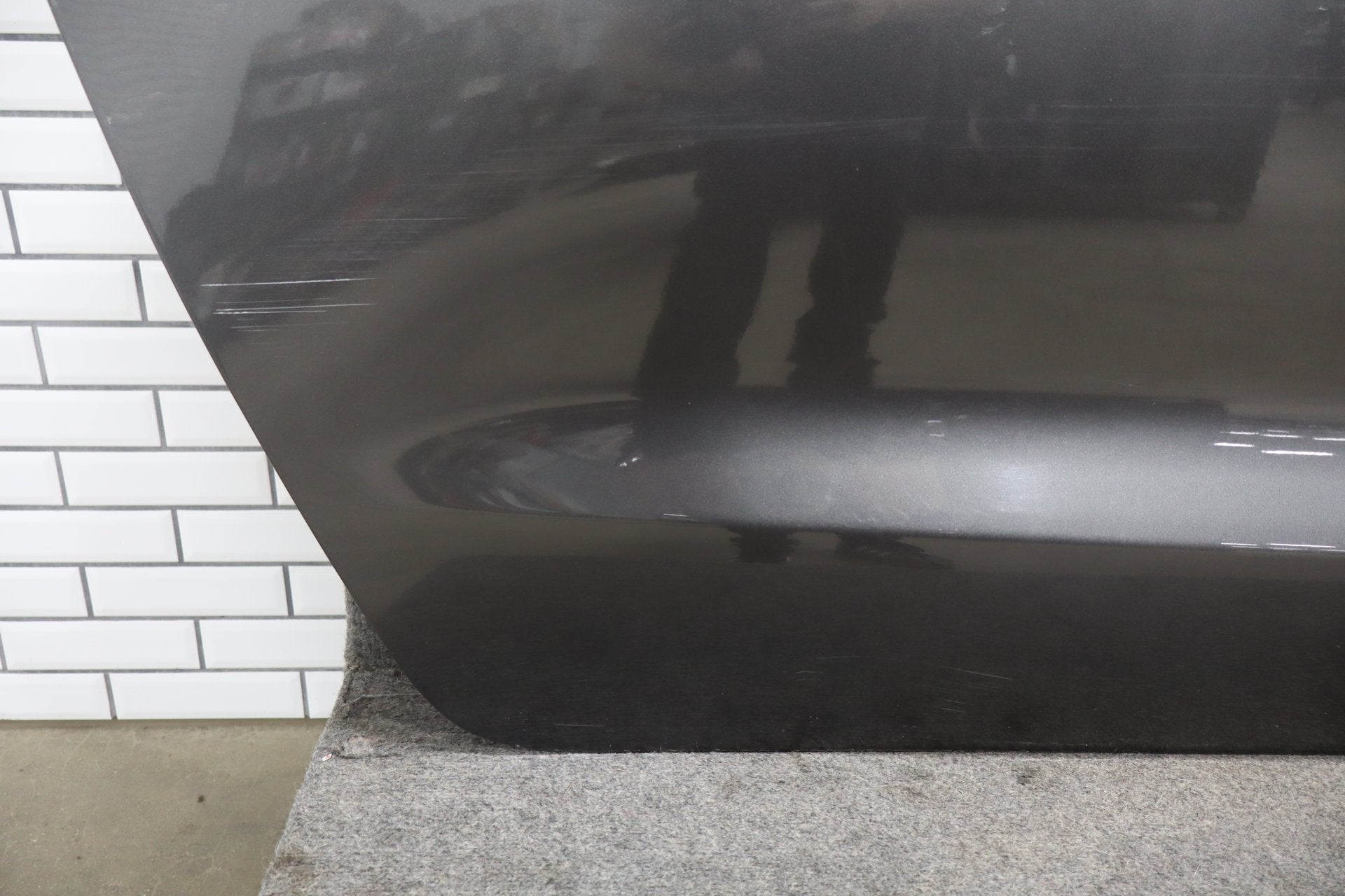 2017-2024 Chrysler Pacifica Right Rear Door Granite Crystal ( PAU )