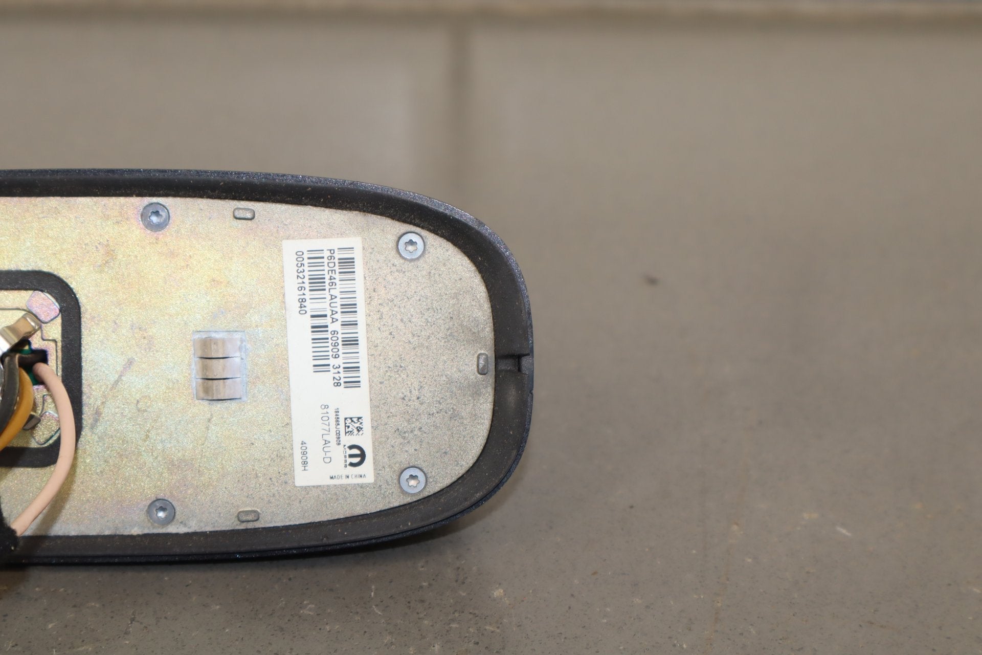 2017-2024 Chrysler Pacifica Roof Antenna OEM