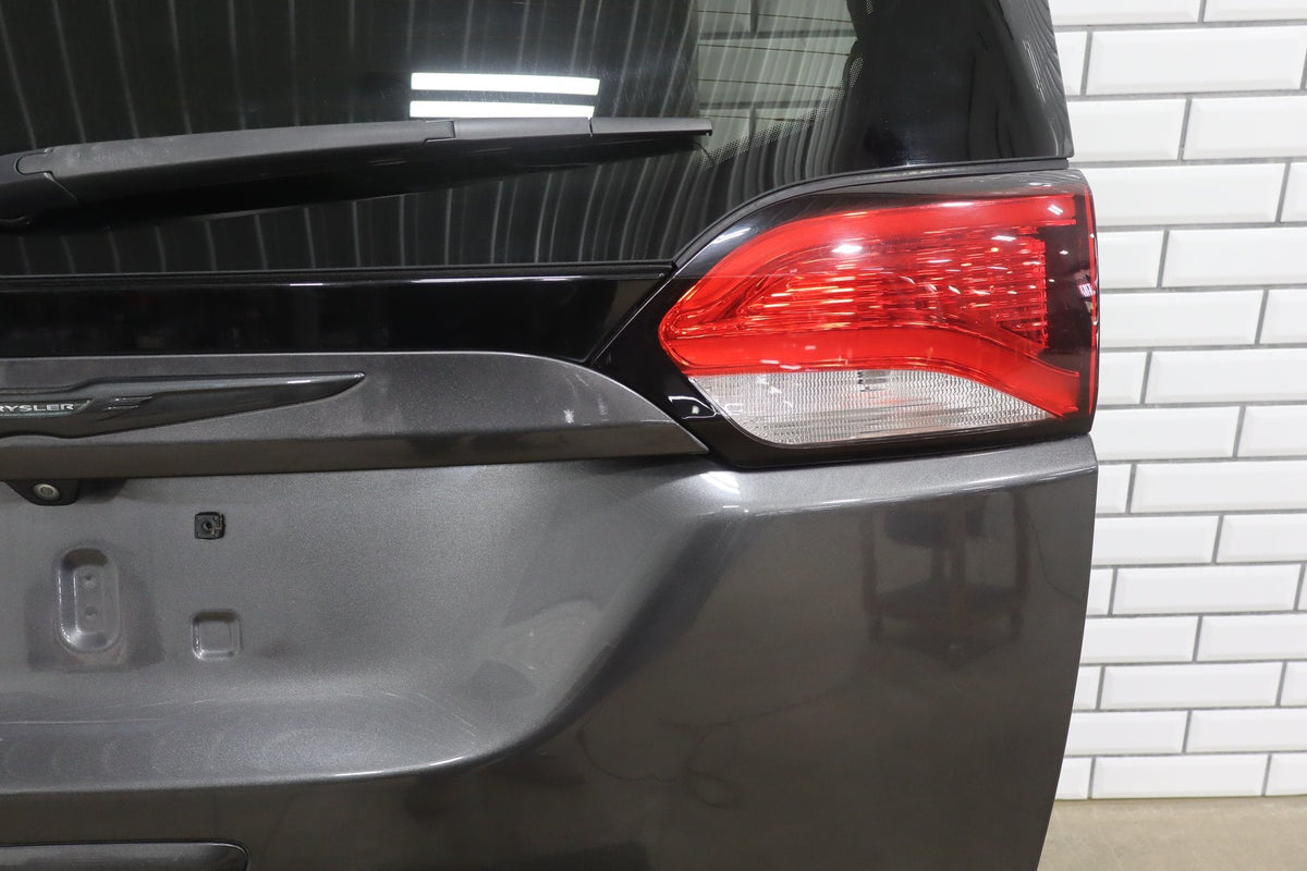 2017-2024 Chrysler Pacifica Touring Plus Decklid/Tailgate Granite Crystal PAU
