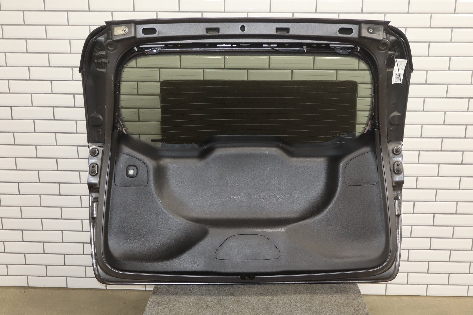 2017-2024 Chrysler Pacifica Touring Plus Decklid/Tailgate Granite Crystal PAU