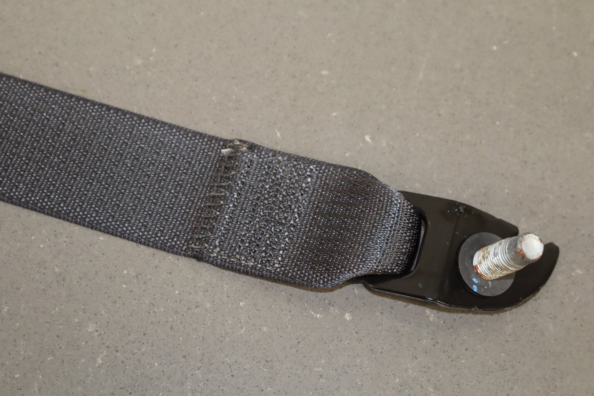 2017-2024 Chrysler Pacifica Touring Plus Left Rear Seat Belt X3