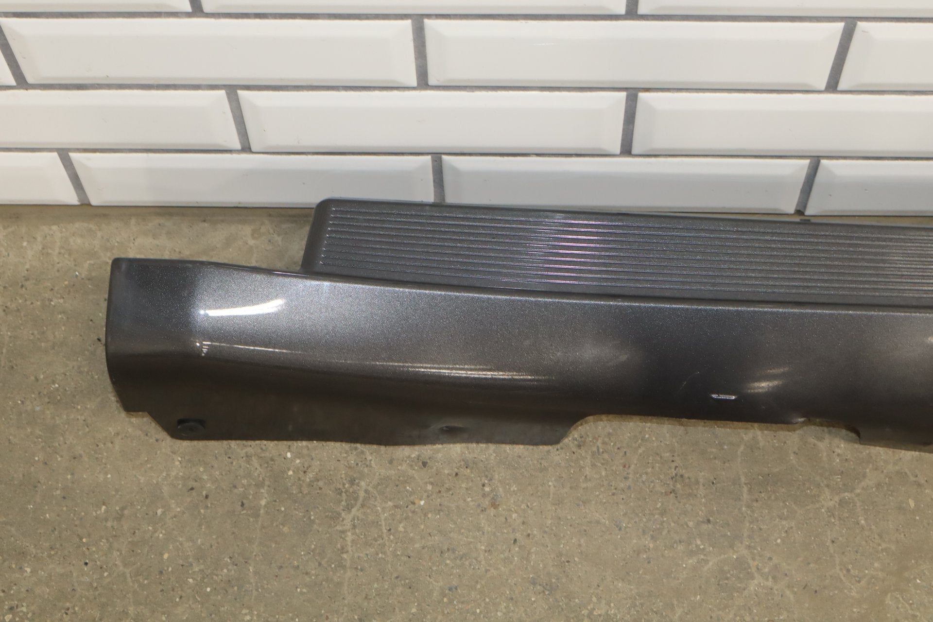 2017-2024 Chrysler Pacifica Touring Plus Left Rocker Molding Granite Crystal PAU