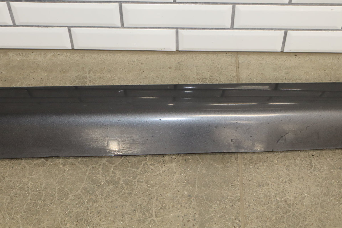 2017-2024 Chrysler Pacifica Touring Plus Right Rocker Molding Granite Crystal Granite Crystal