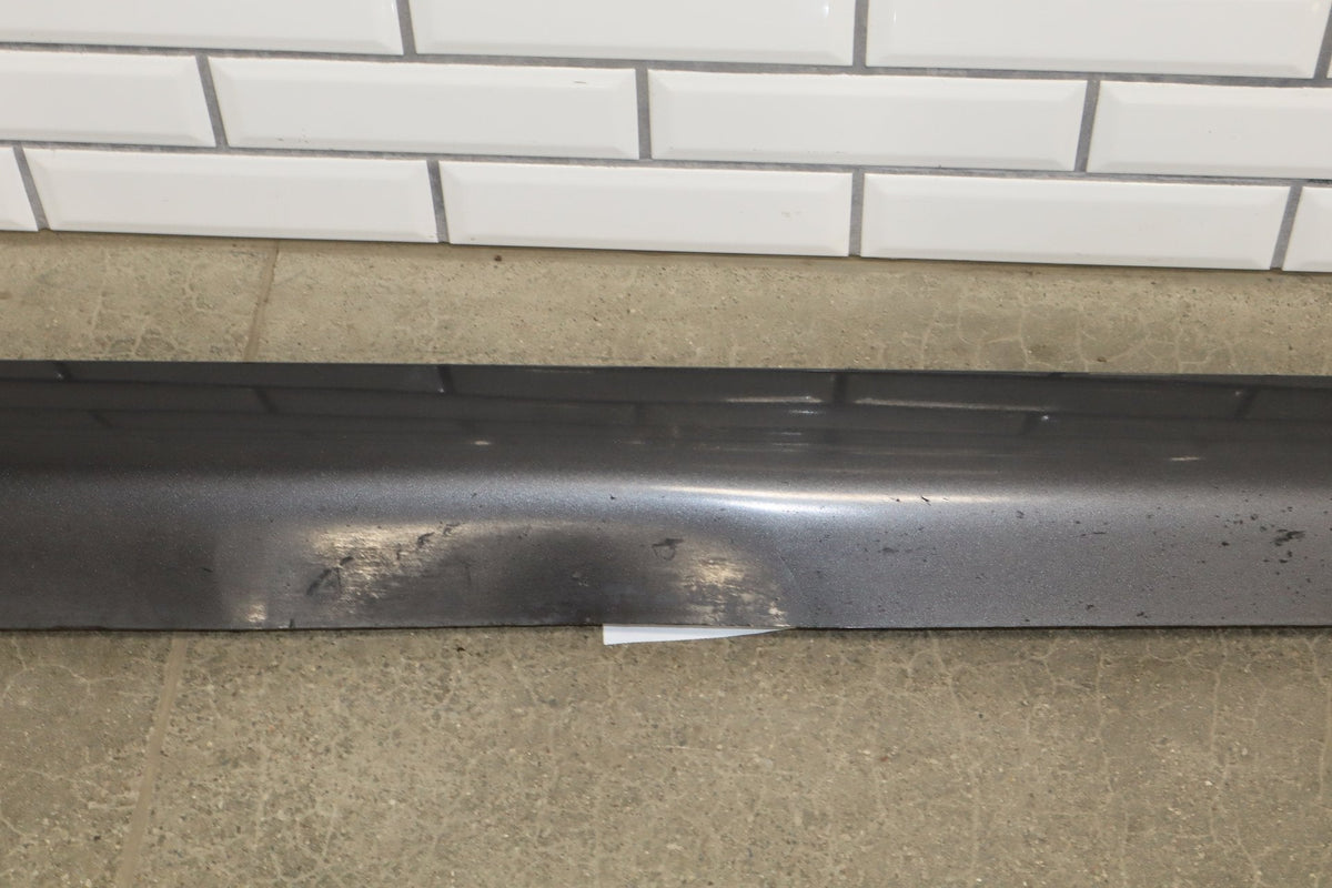 2017-2024 Chrysler Pacifica Touring Plus Right Rocker Molding Granite Crystal Granite Crystal