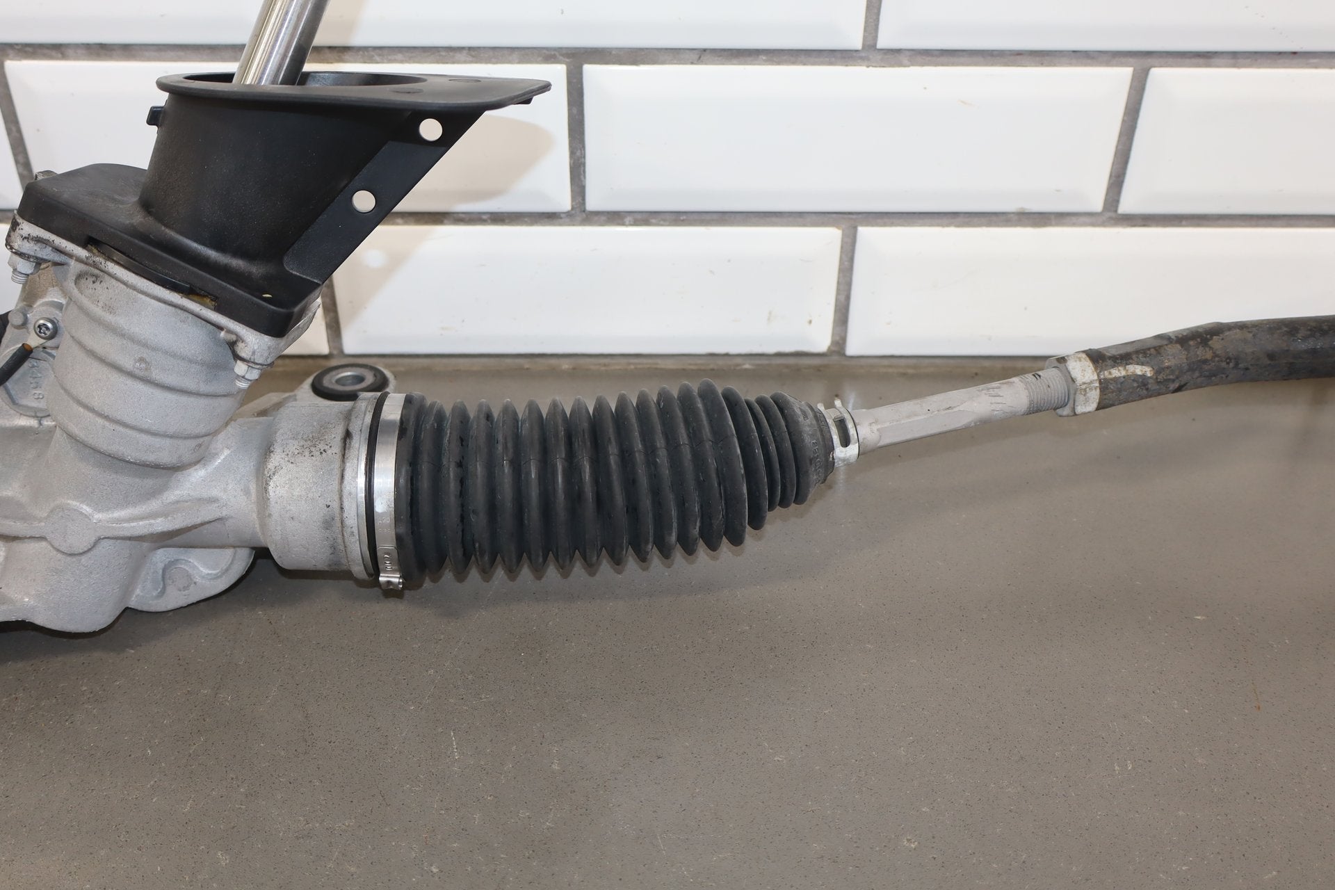 2017-2025 Chrysler Pacifica Power Steering Gear Rack & Pinion OEM FWD Gas