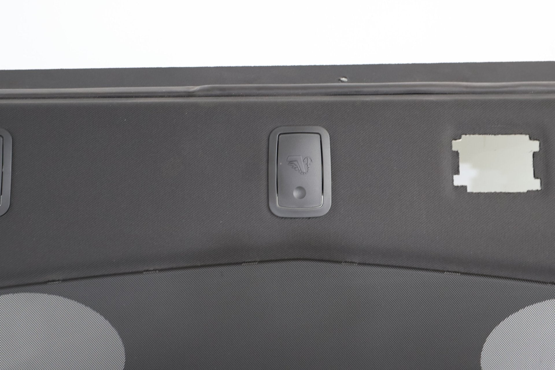 2017 Cadillac CTS- Parcel Shelf
