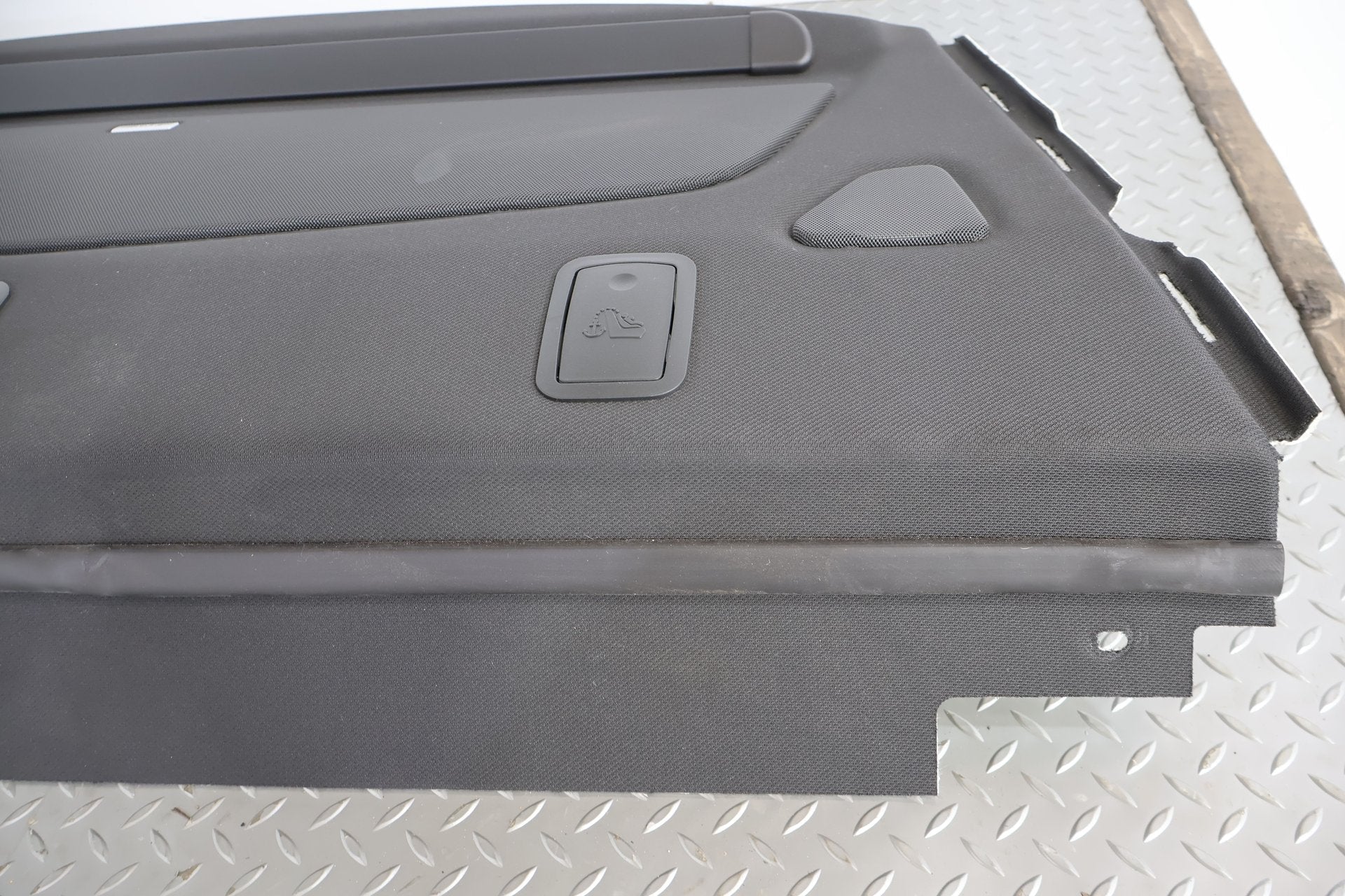 2017 Cadillac CTS- Parcel Shelf