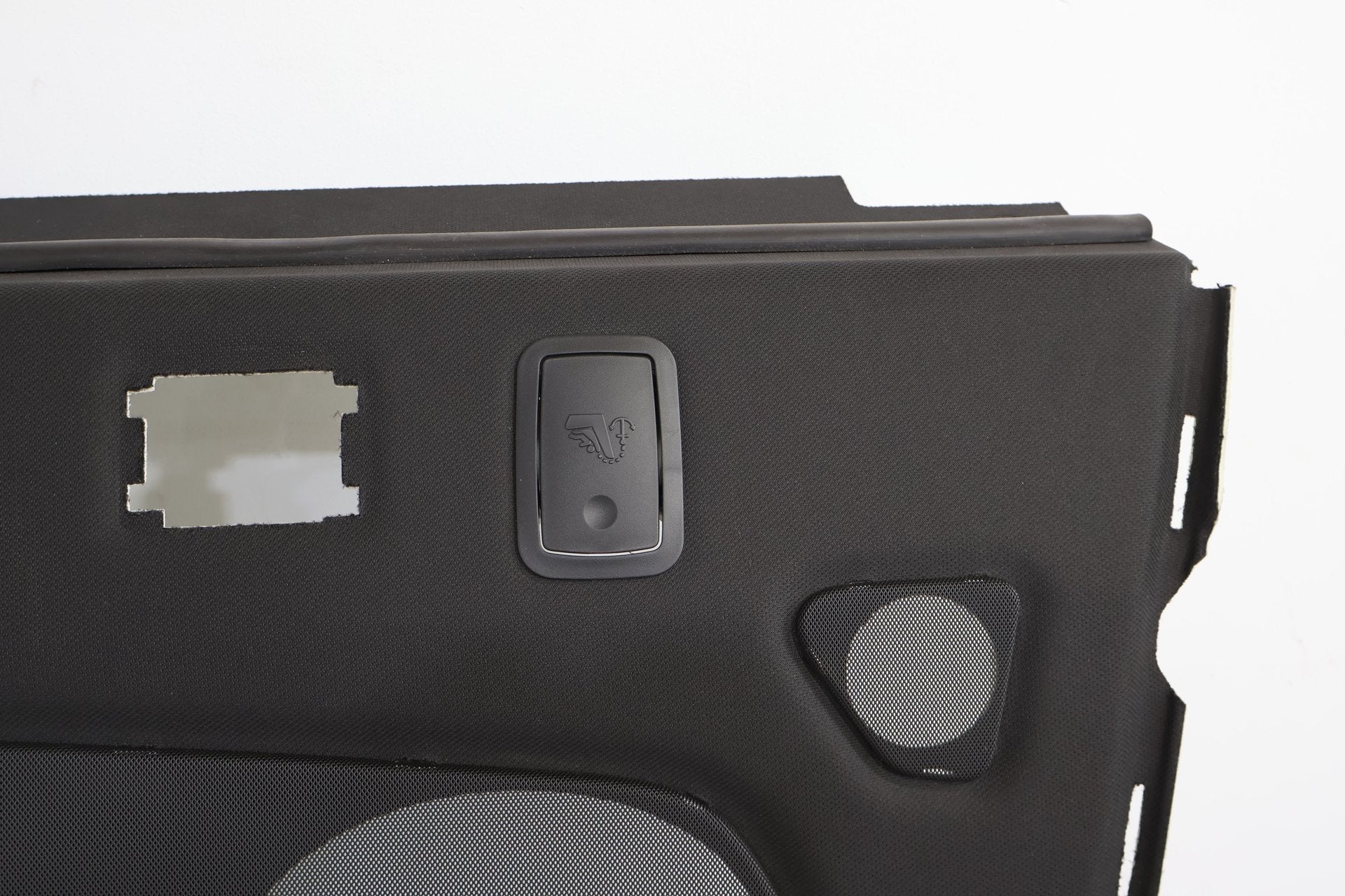 2017 Cadillac CTS- Parcel Shelf