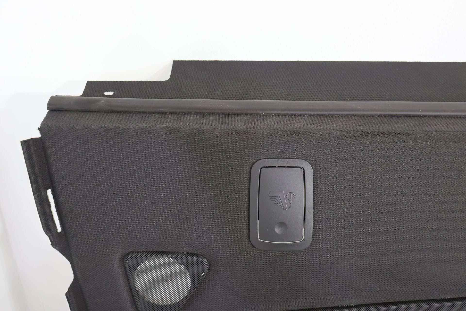 2017 Cadillac CTS- Parcel Shelf