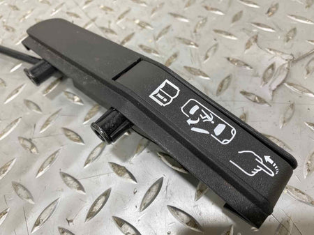 2017 Chevrolet Corvette- Right Front Door Latch