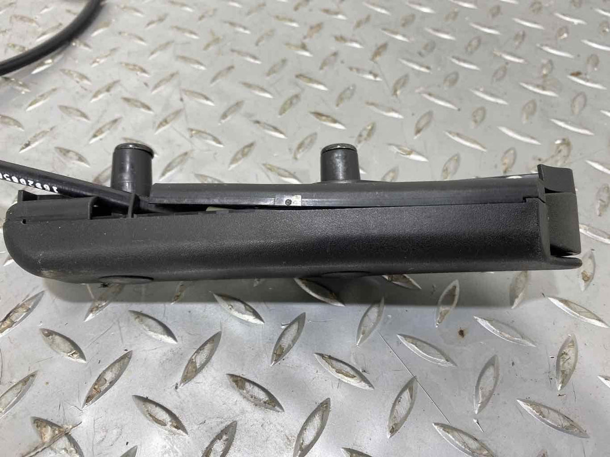 2017 Chevrolet Corvette- Right Front Door Latch