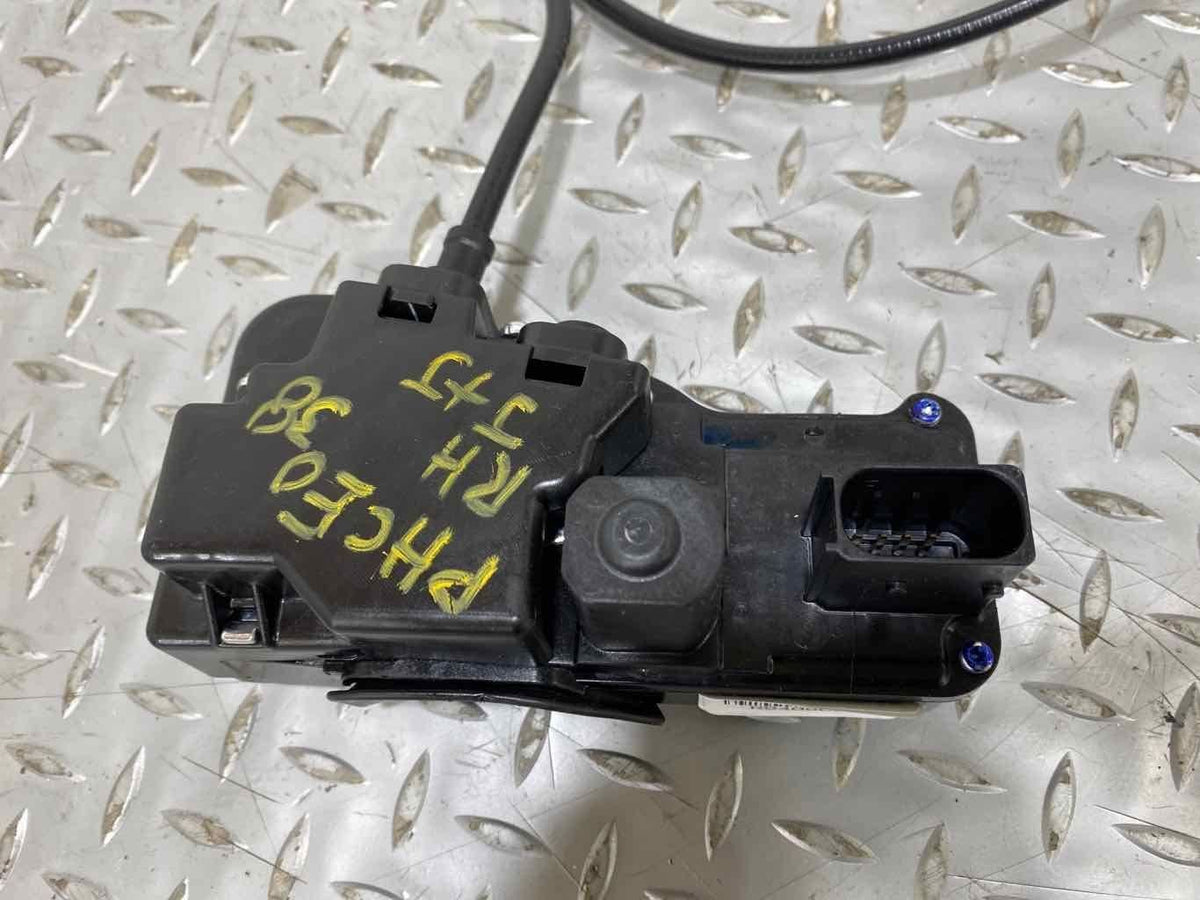 2017 Chevrolet Corvette- Right Front Door Latch