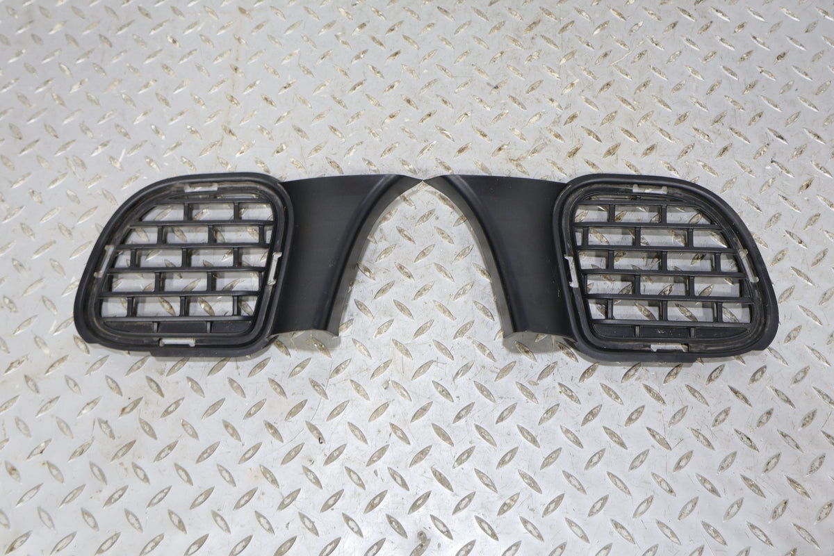 2017 Dodge Challenger- Grille