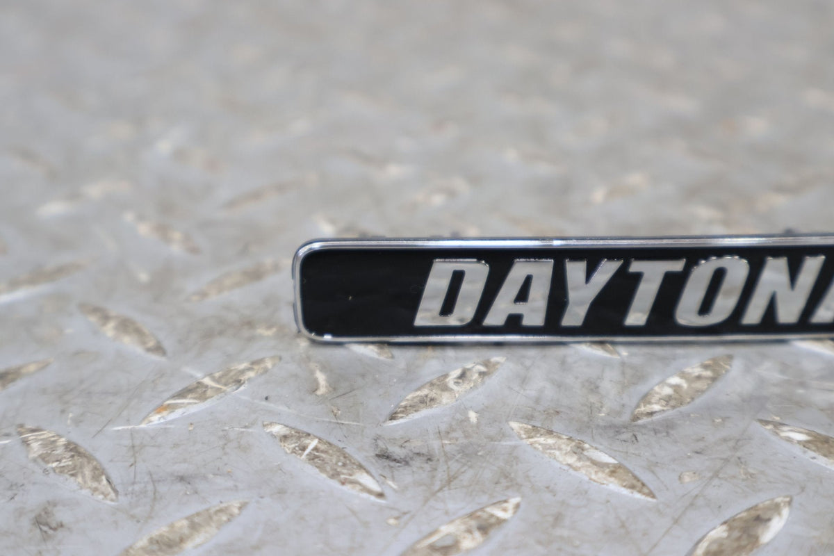 2017 Dodge Charger- Emblem