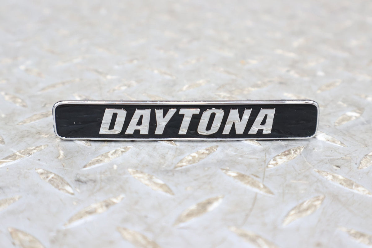 2017 Dodge Charger- Emblem