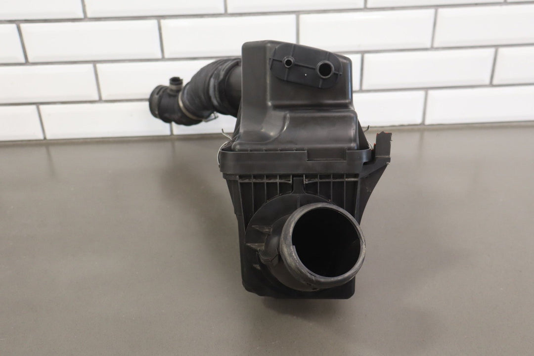 2017 Fiat 124 Spider Abarth OEM Air Cleaner Assembly See Photos