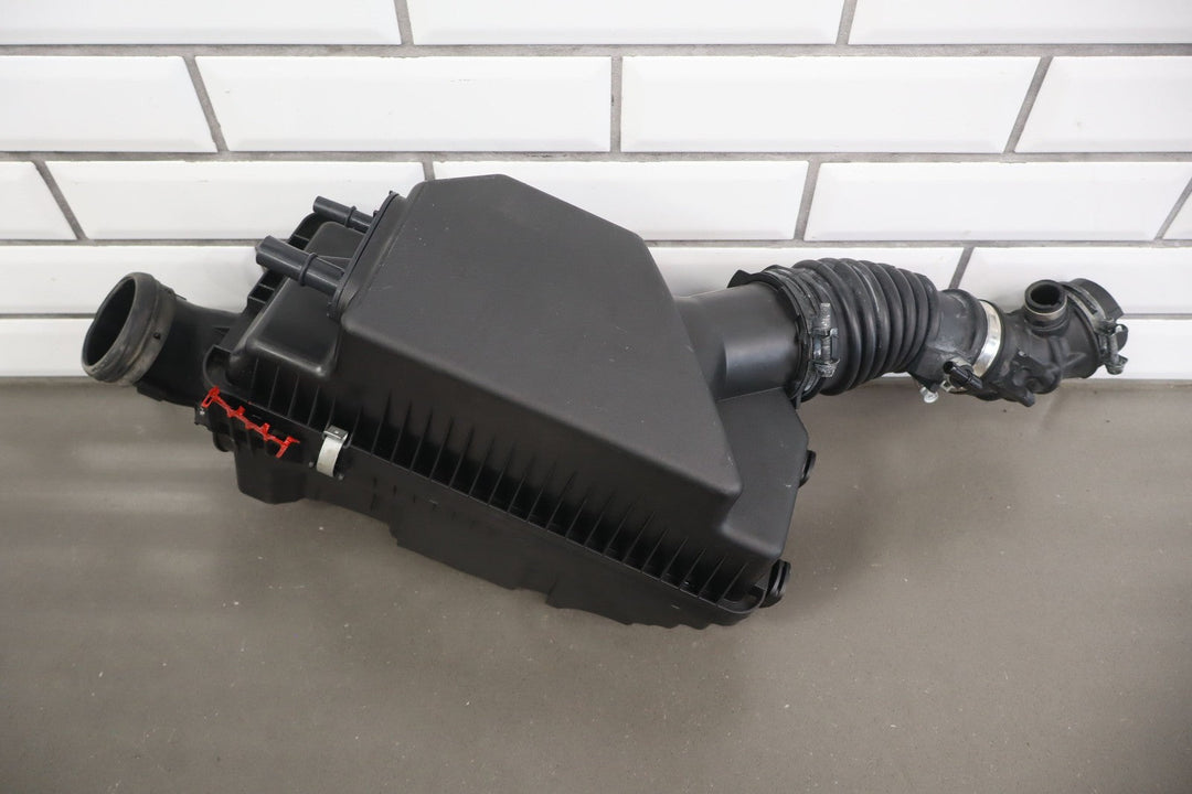 2017 Fiat 124 Spider Abarth OEM Air Cleaner Assembly See Photos