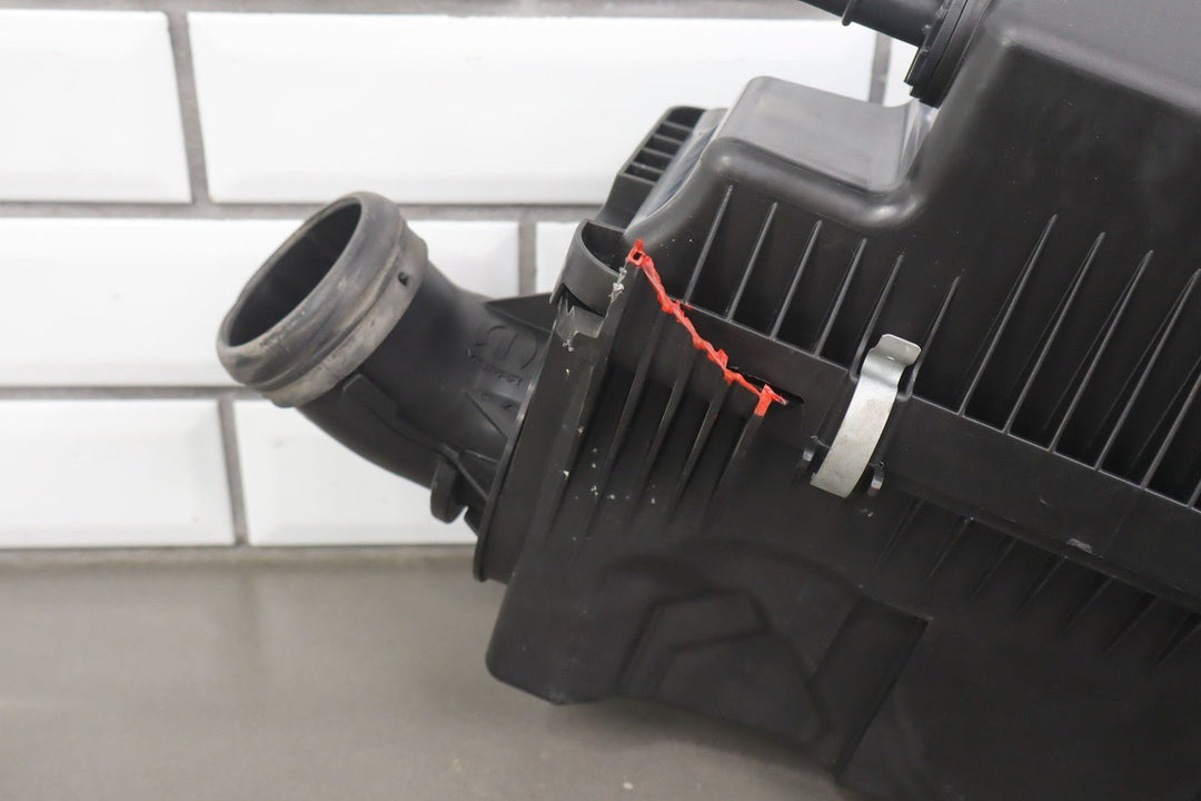 2017 Fiat 124 Spider Abarth OEM Air Cleaner Assembly See Photos