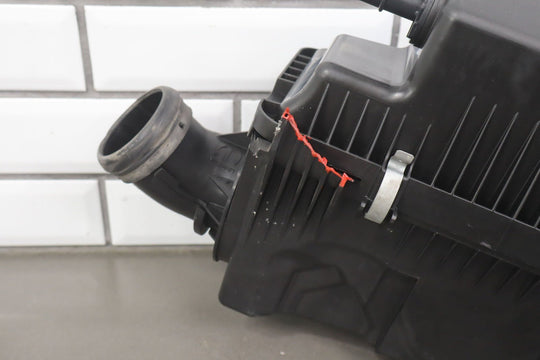 2017 Fiat 124 Spider Abarth OEM Air Cleaner Assembly See Photos