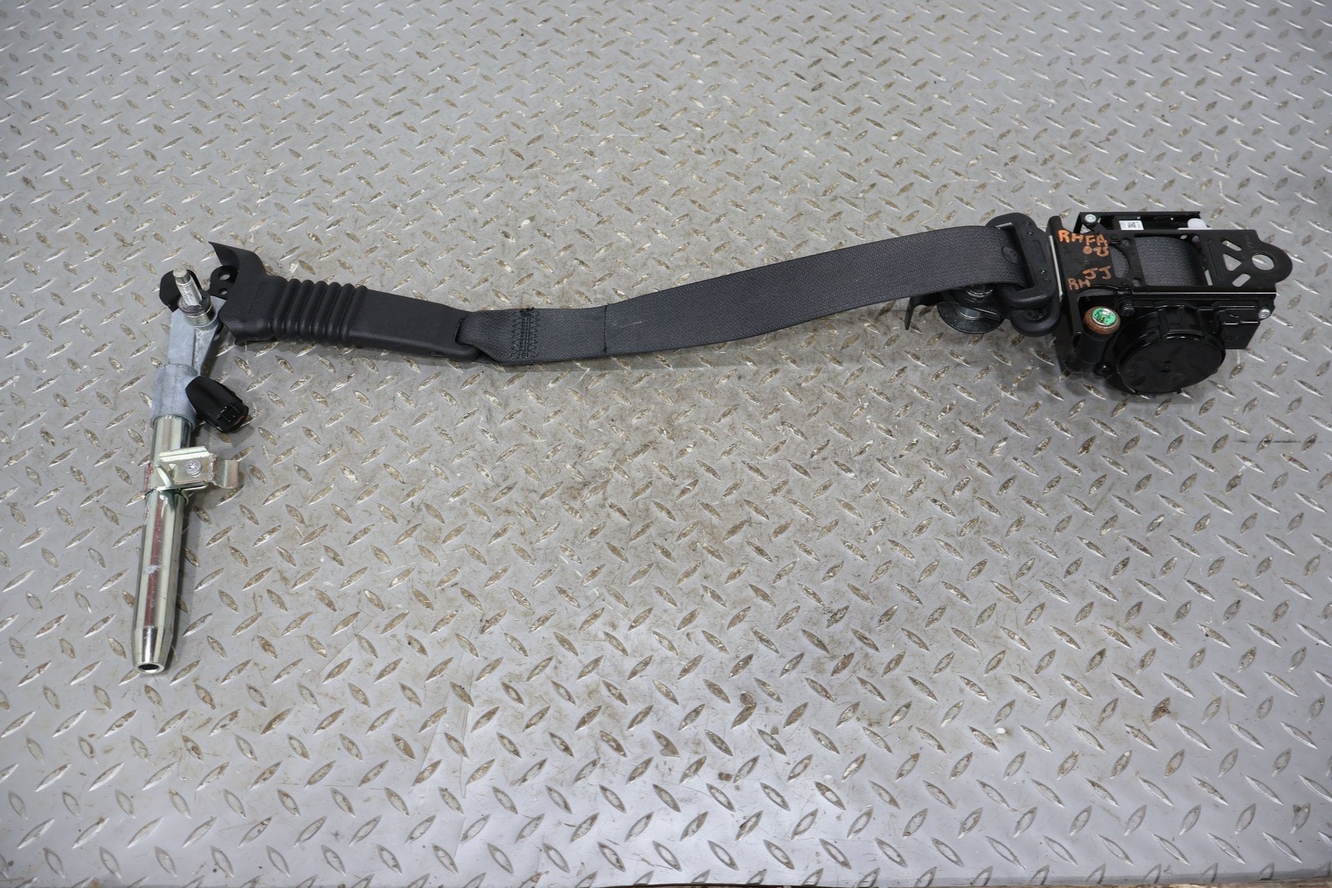 2017 Fiat 124 Spider- Front Seat Belt