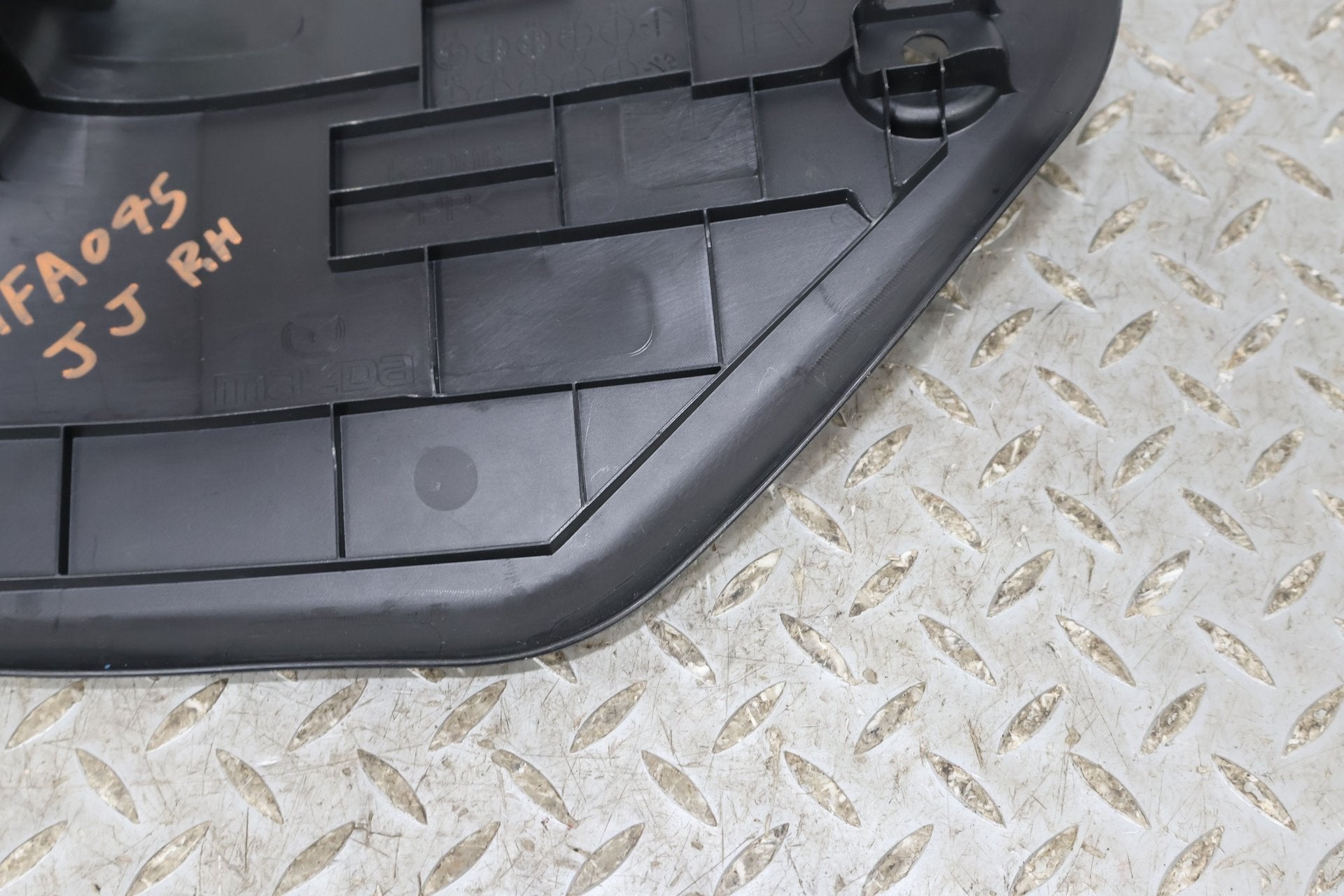 2017 Fiat 124 Spider- Kick Panel