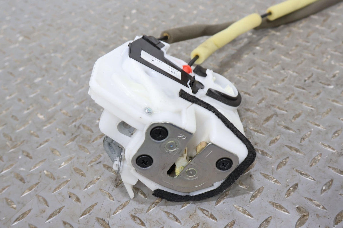 2017 Fiat 124 Spider- Right Front Door Latch