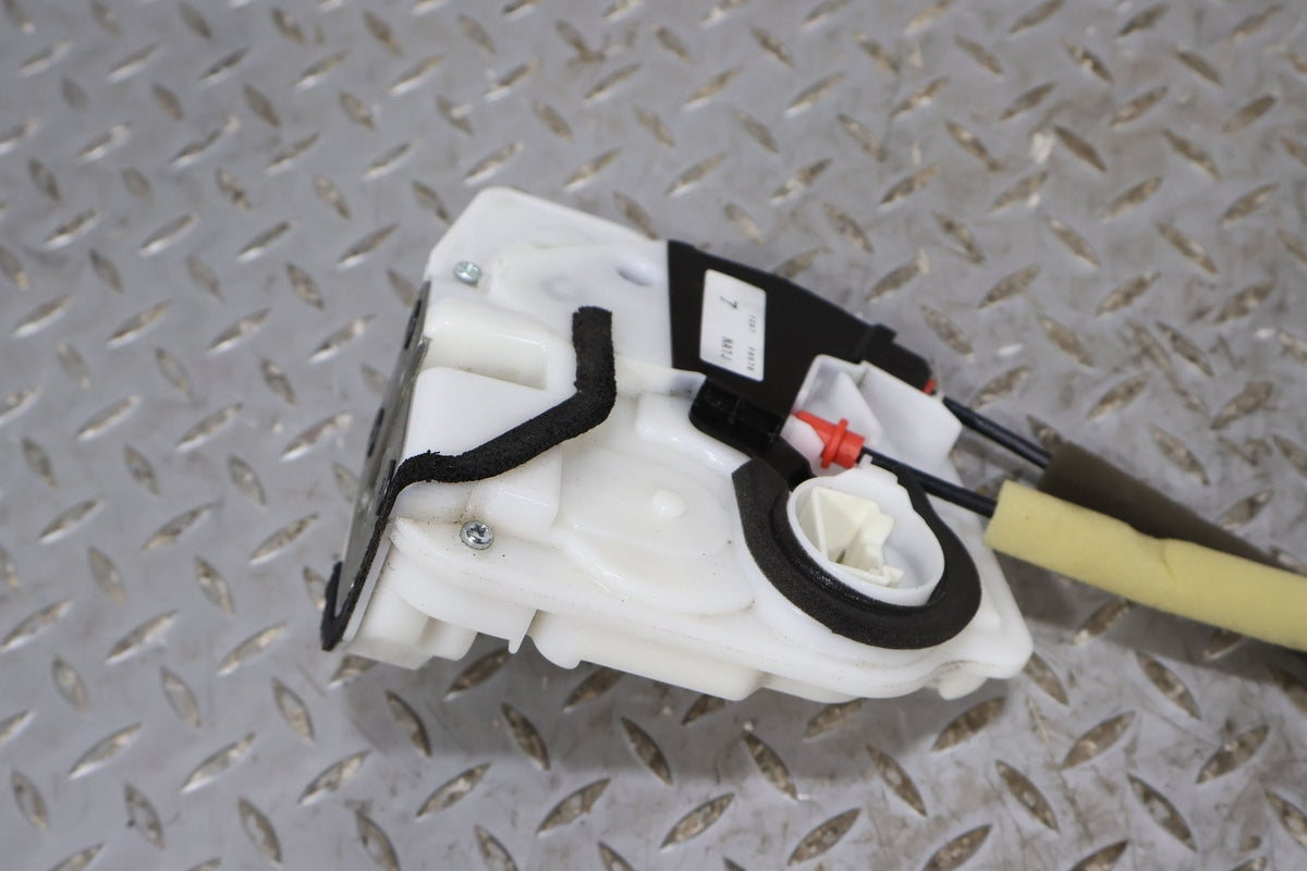 2017 Fiat 124 Spider- Right Front Door Latch