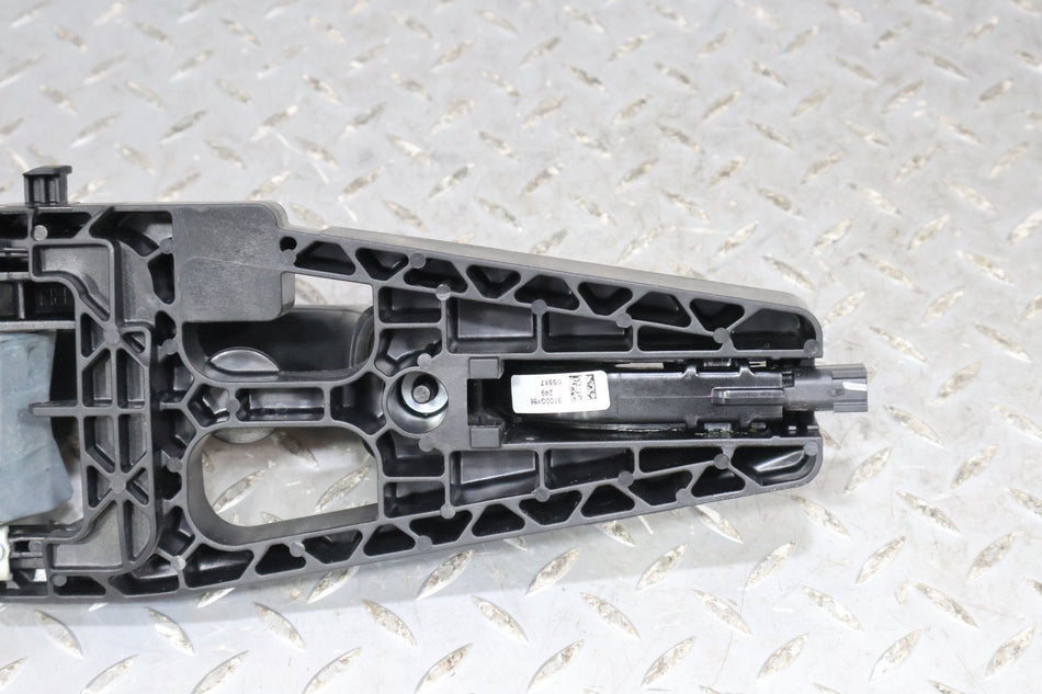 2017 Ford Mustang- Right Front Door Handle