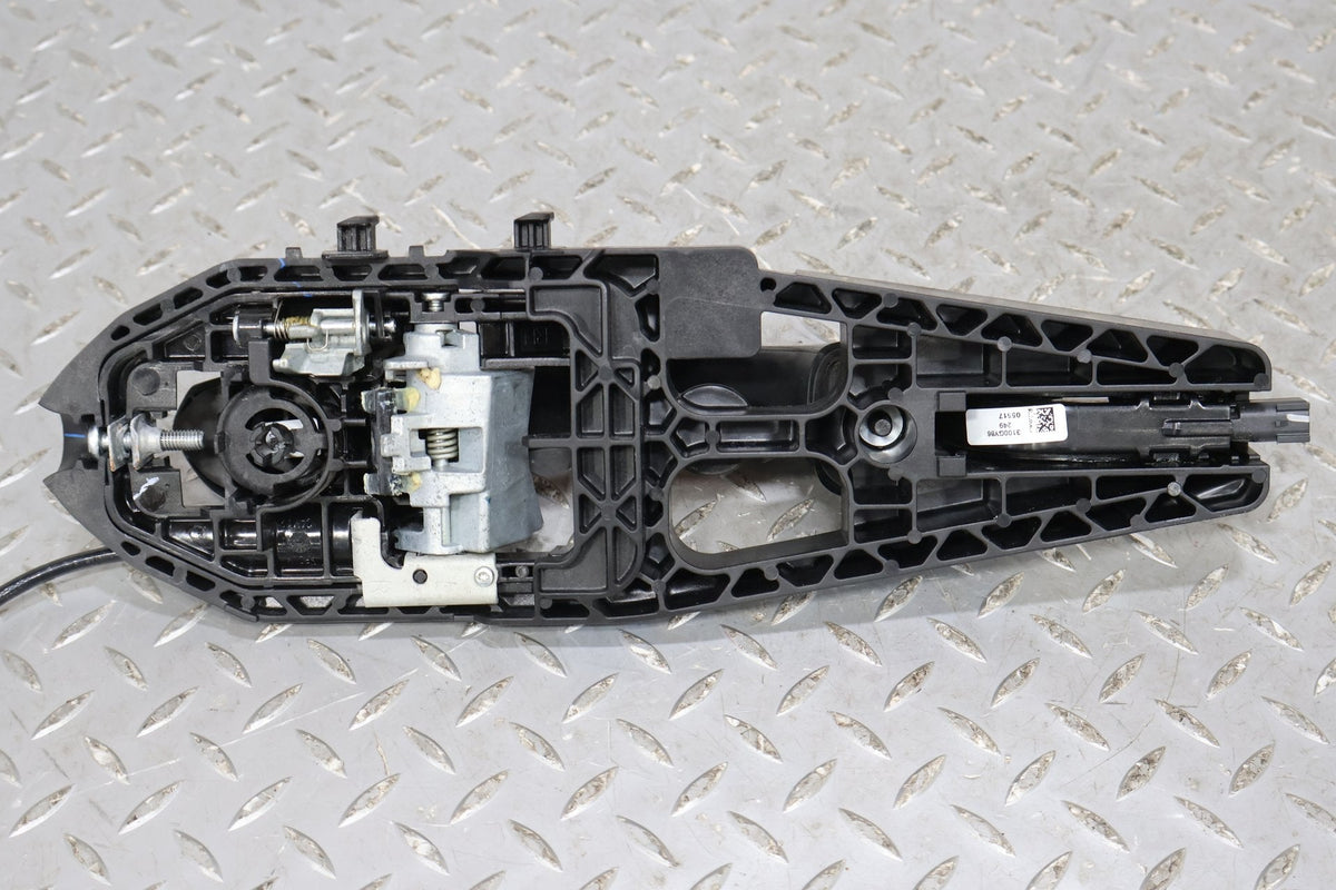 2017 Ford Mustang- Right Front Door Handle