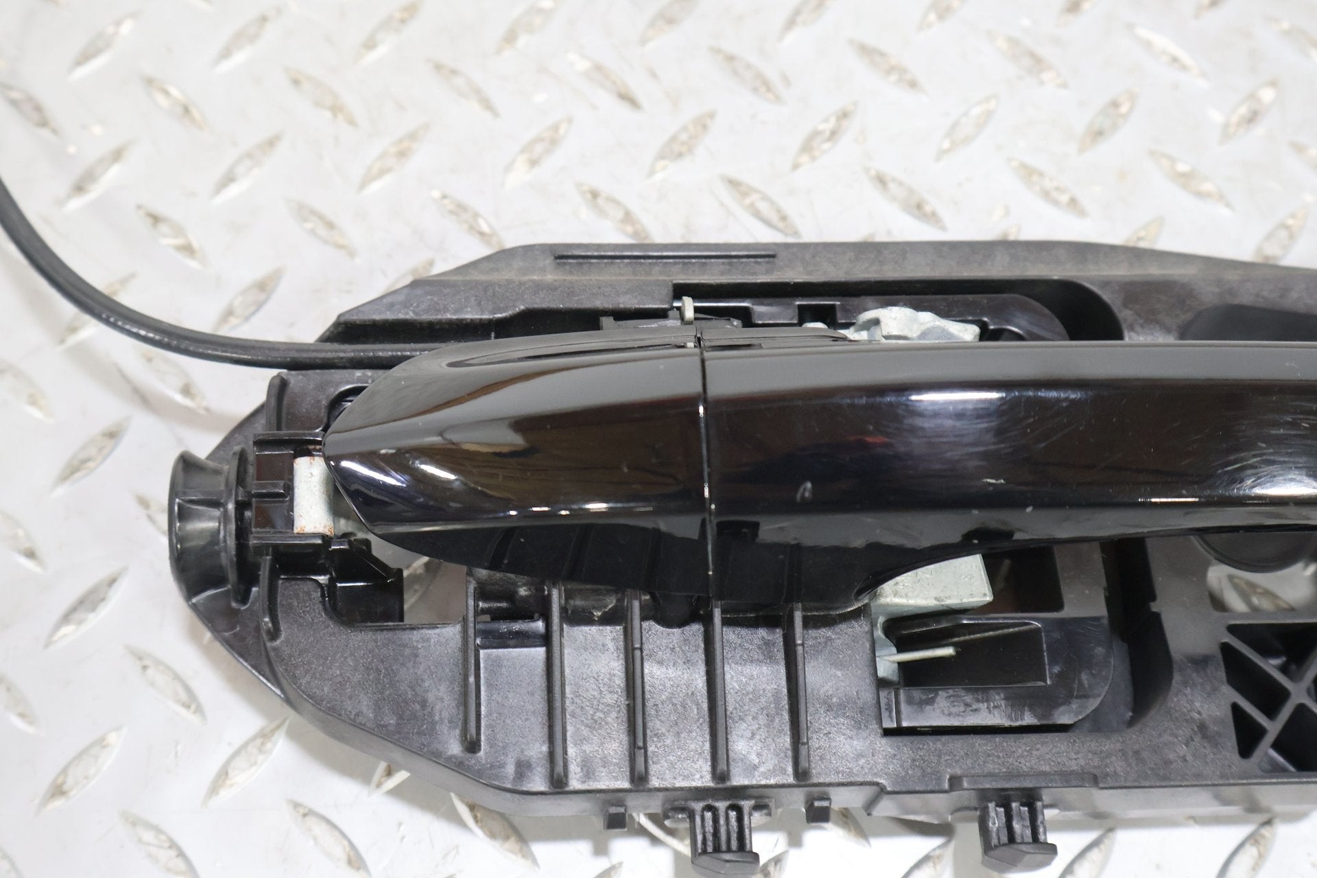 2017 Ford Mustang- Right Front Door Handle