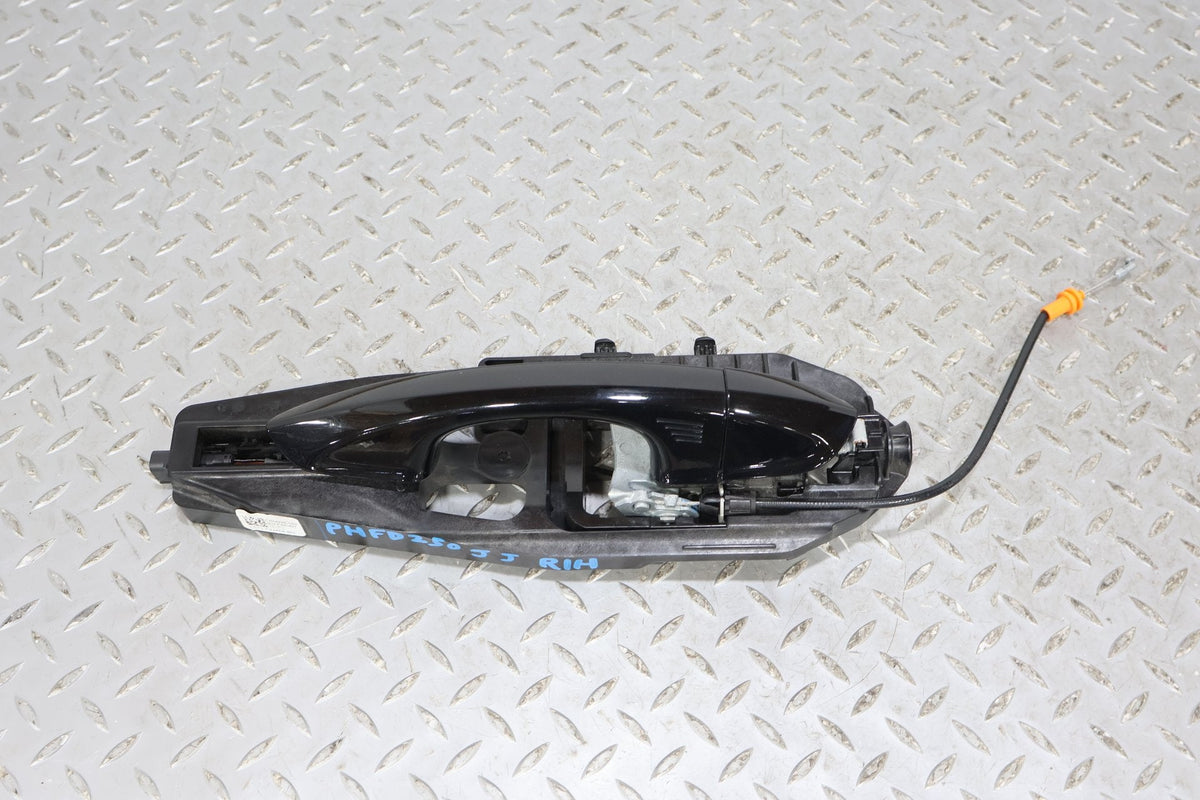 2017 Ford Mustang- Right Front Door Handle