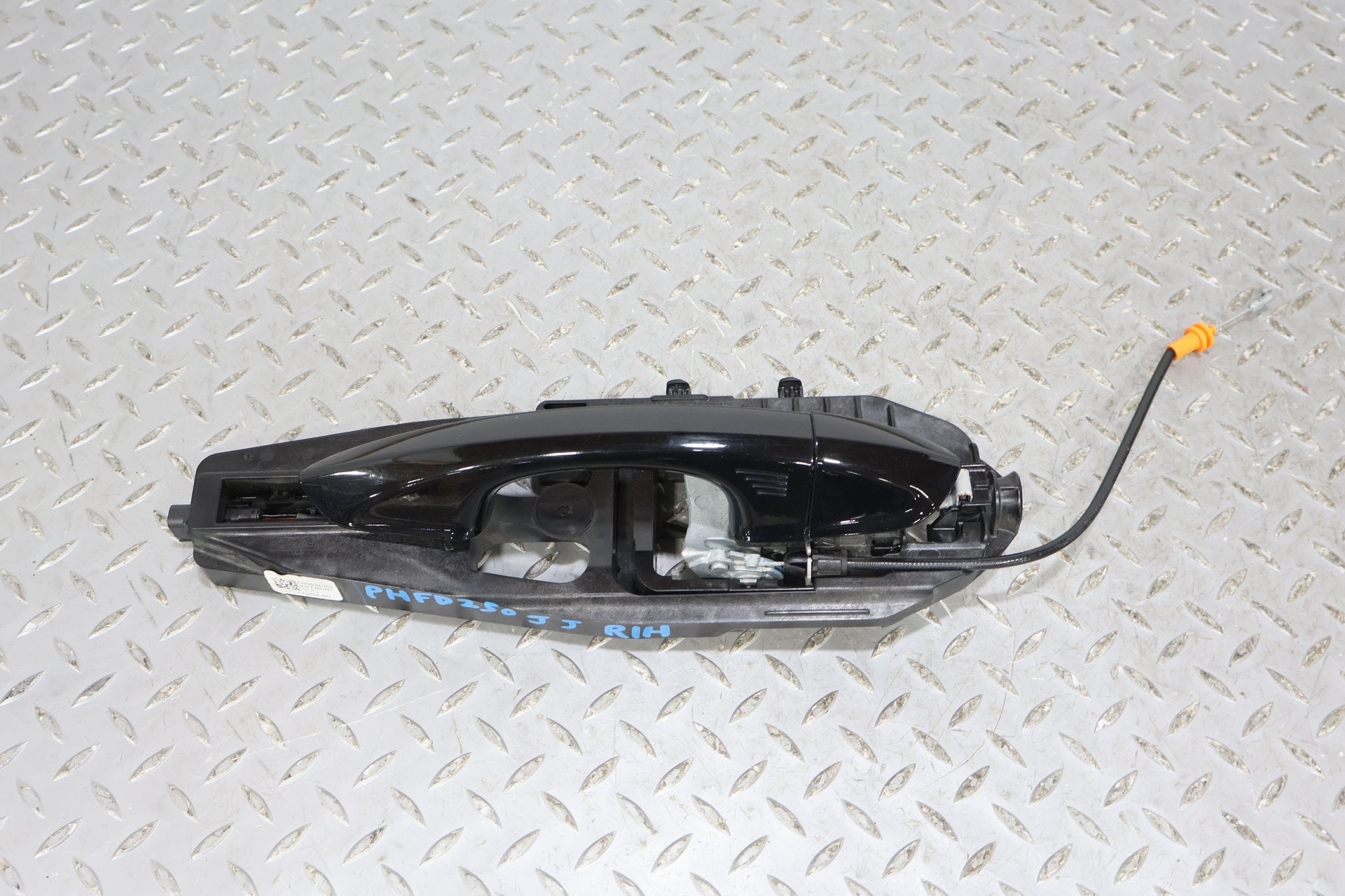 2017 Ford Mustang- Right Front Door Handle