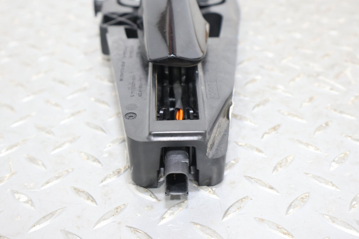 2017 Ford Mustang- Right Front Door Handle
