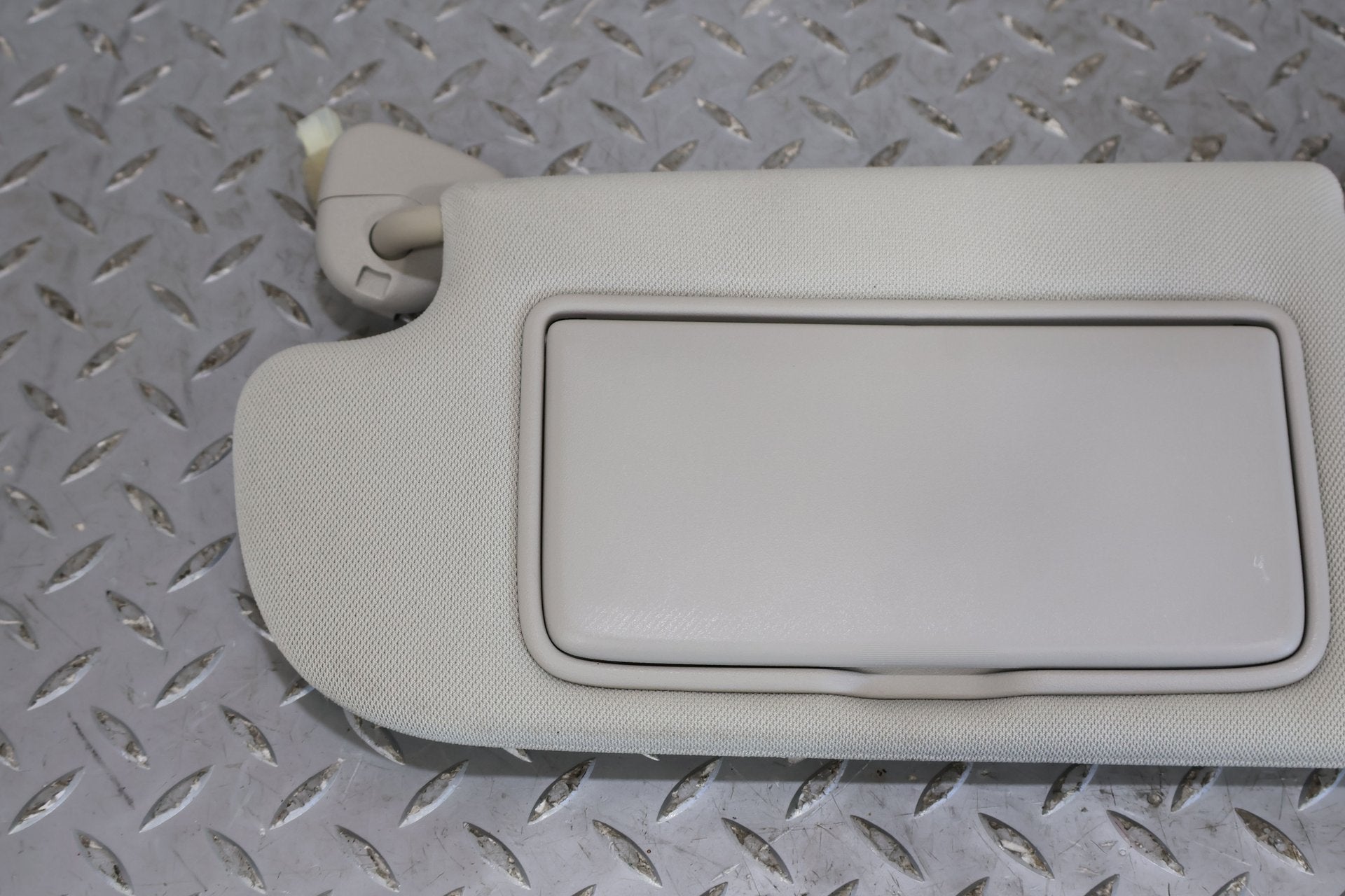 2017 Infiniti Q50- Sun Visor