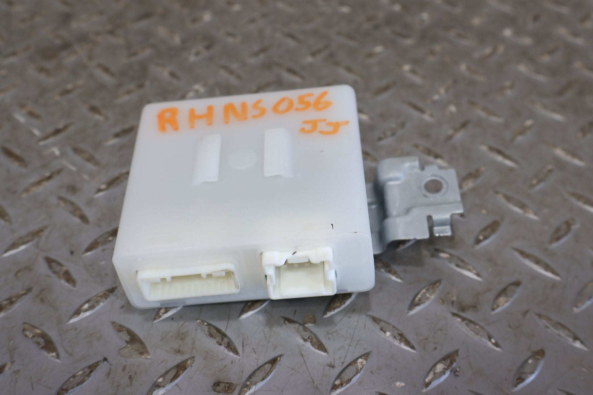 2017 Nissan Titan XD- Chassis Control Module