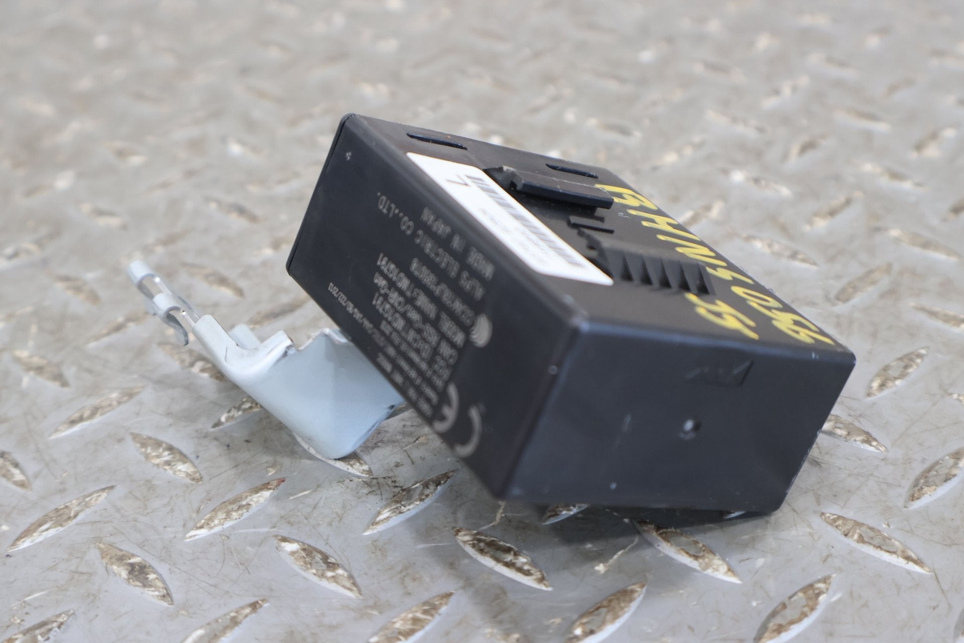 2017 Nissan Titan XD- Chassis Control Module