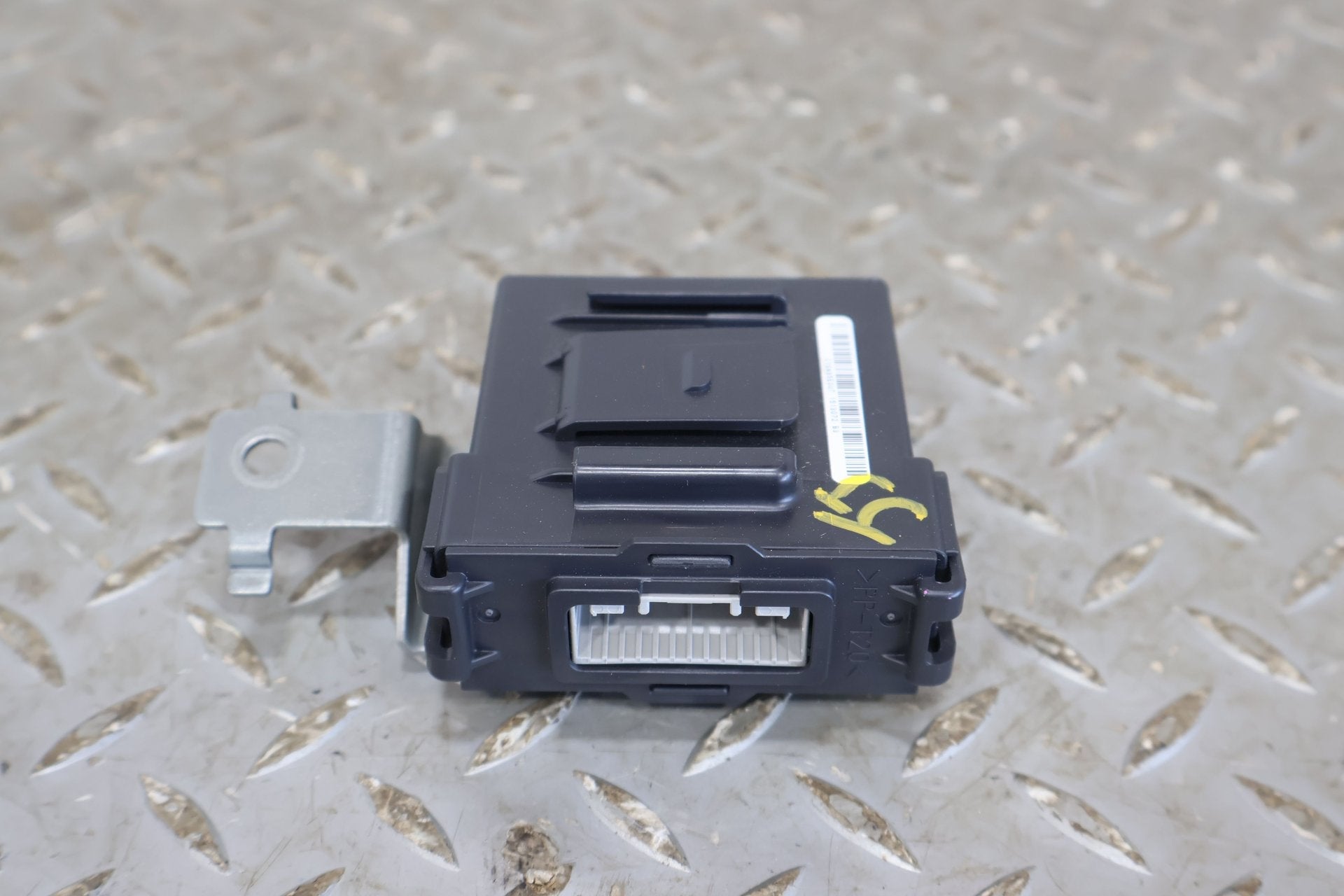 2017 Nissan Titan XD- Chassis Control Module