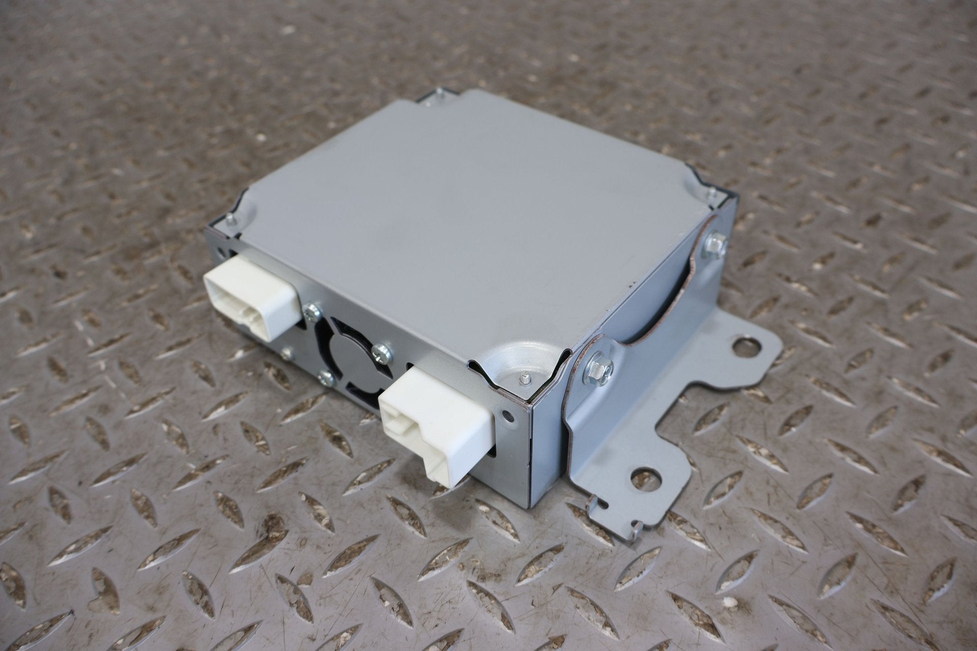 2017 Nissan Titan XD- Chassis Control Module