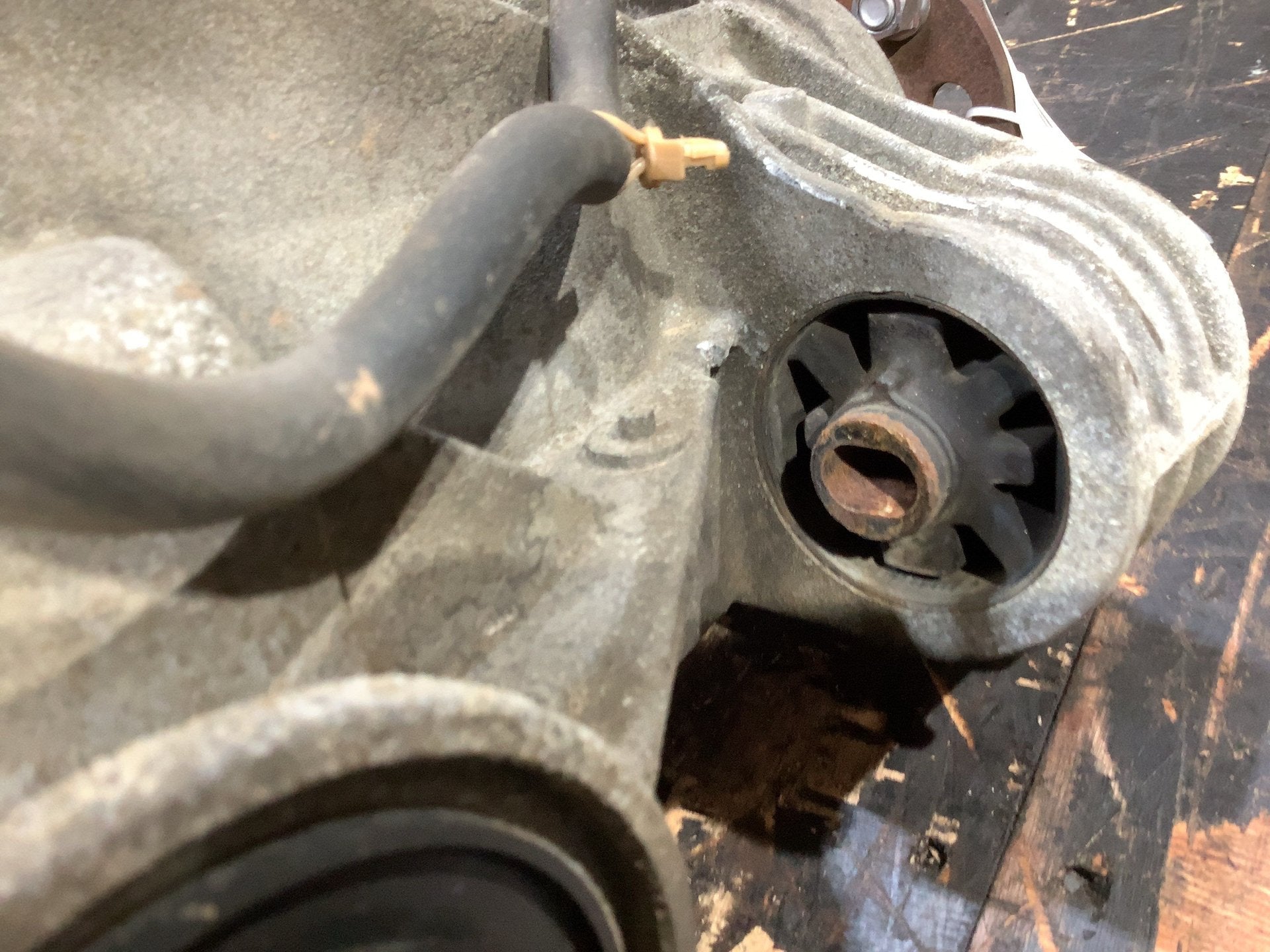 2017 Nissan Titan XD- Differential Carrier Assembly