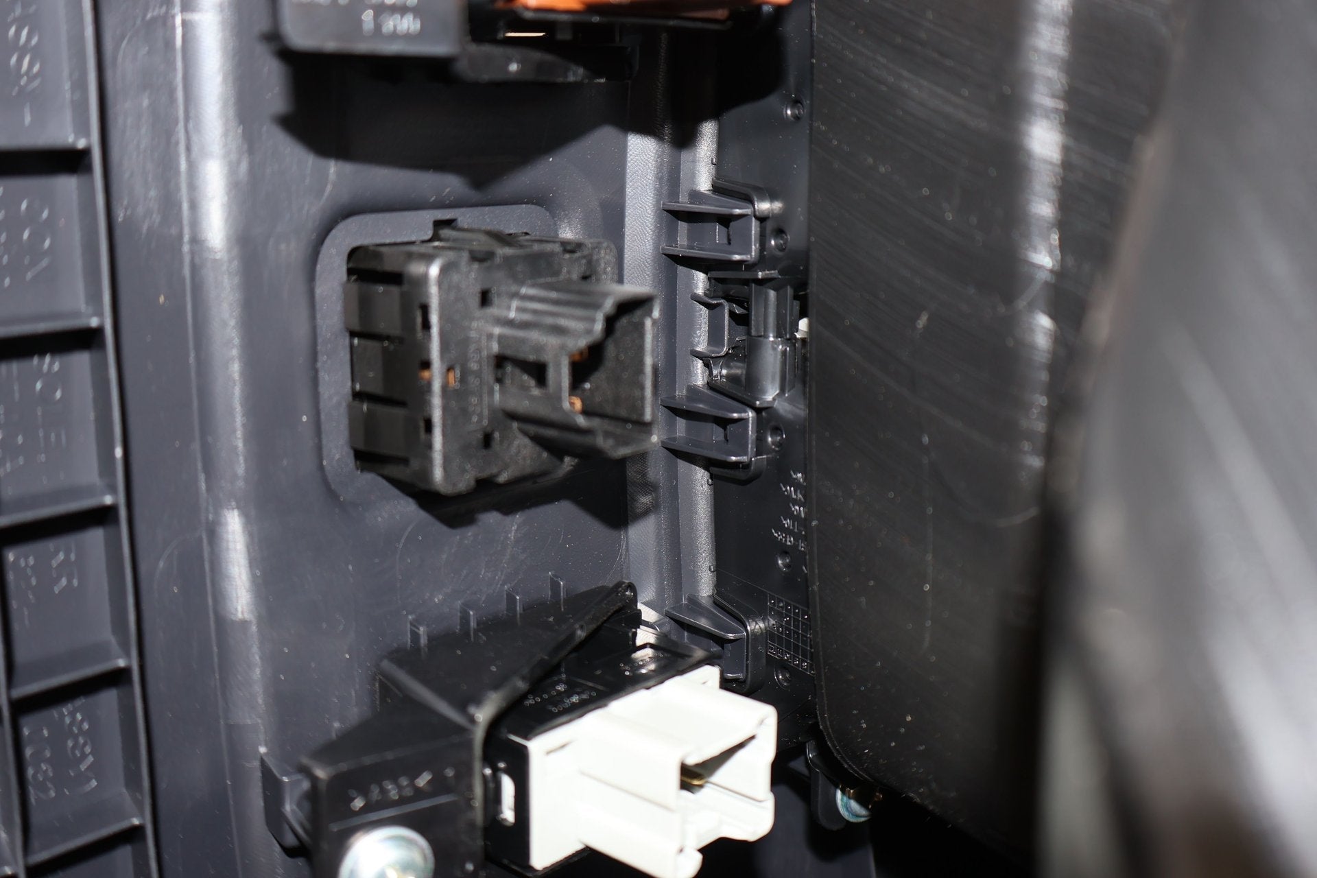 2017 Nissan Titan XD- Front Console
