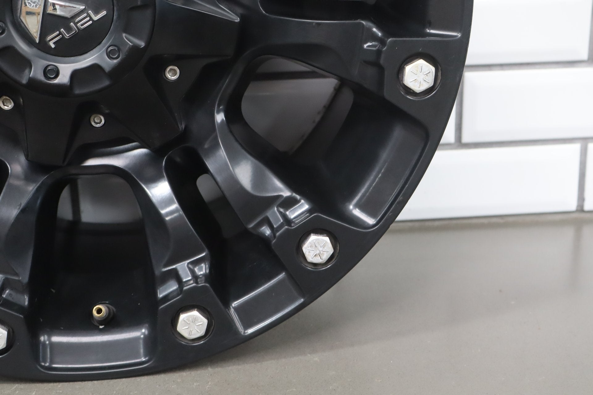 2017 Ram 2500 Fuel Off-Road D560 Wheels/Rims (2) 18x9 et20