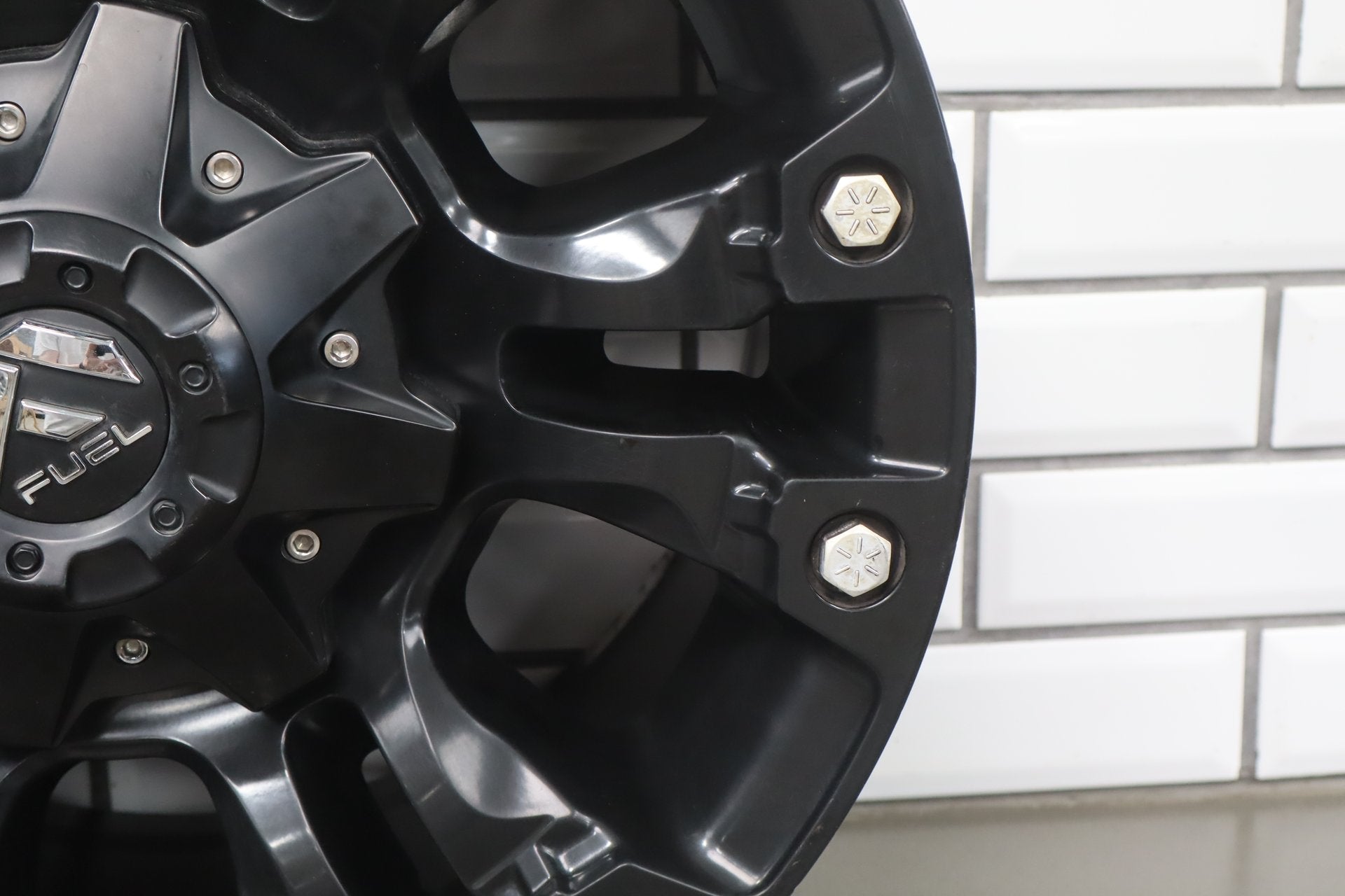 2017 Ram 2500 Fuel Off-Road D560 Wheels/Rims (2) 18x9 et20