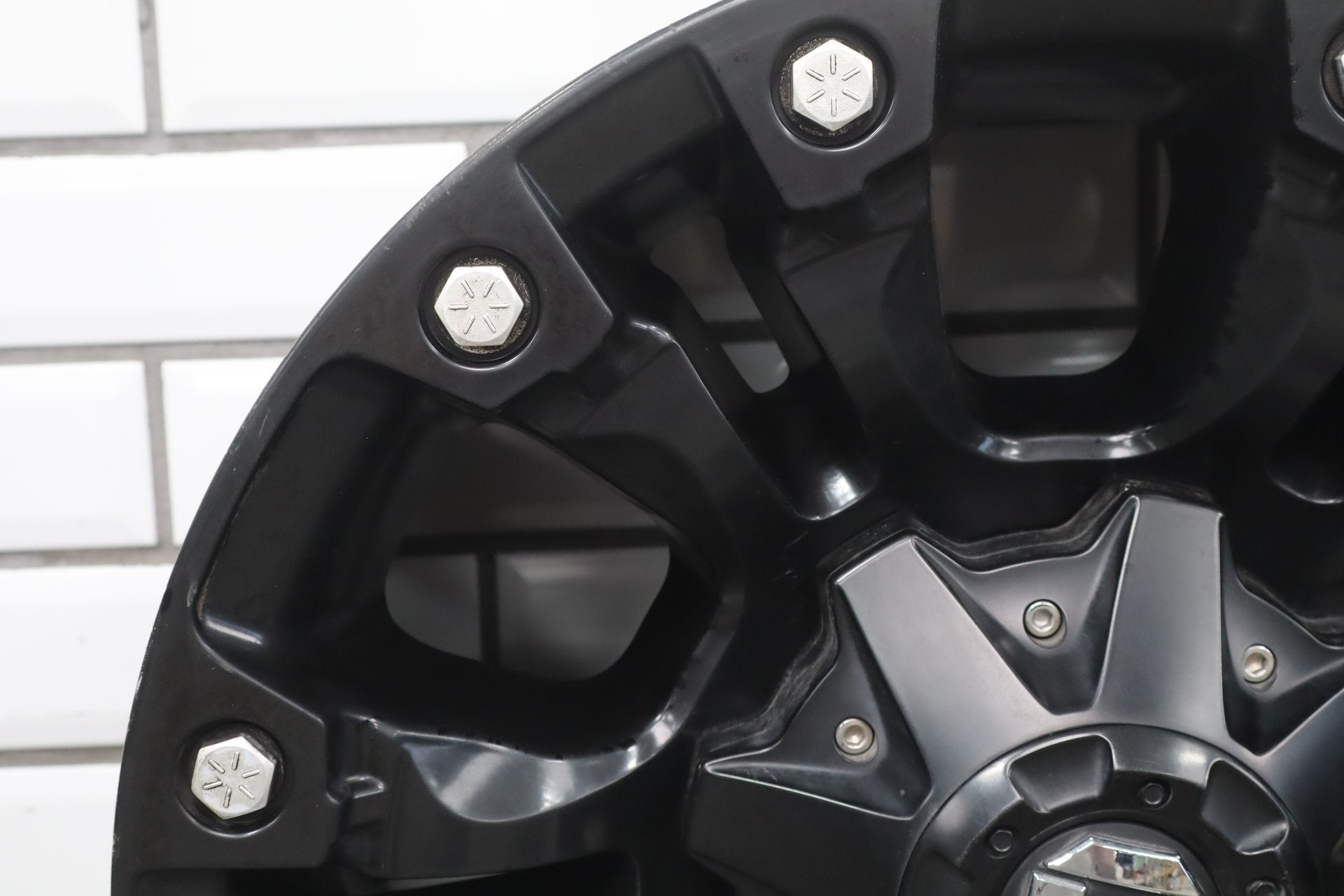 2017 Ram 2500 Fuel Off-Road D560 Wheels/Rims (2) 18x9 et20