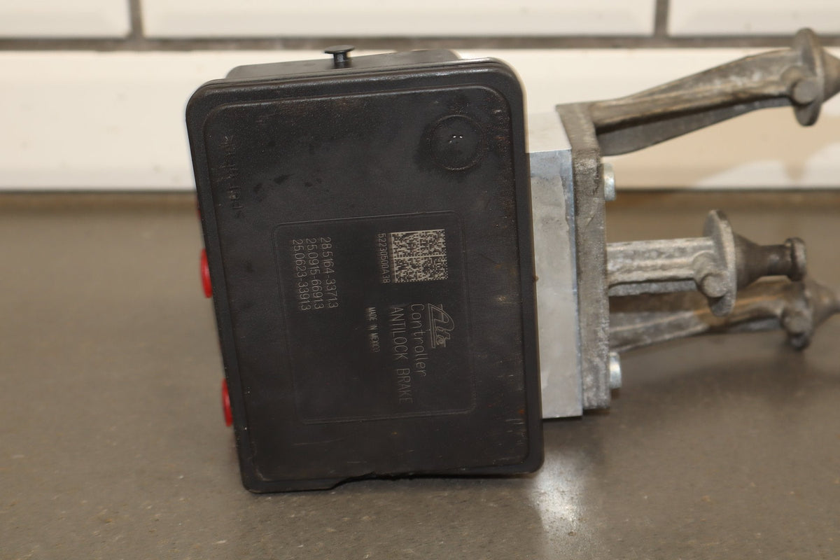 2018-2023 Dodge Challenger ABS Brake Unit 68399772AC OEM