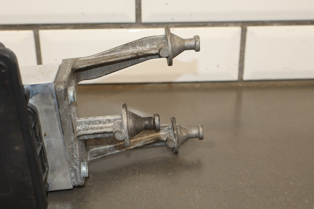 2018-2023 Dodge Challenger ABS Brake Unit 68399772AC OEM