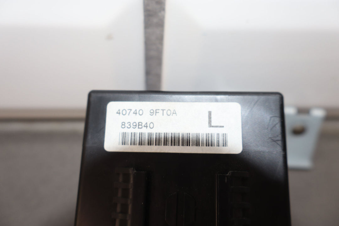 2018 - 2024 Nissan Titan TPMS Tire Pressure Monitoring System Antenna