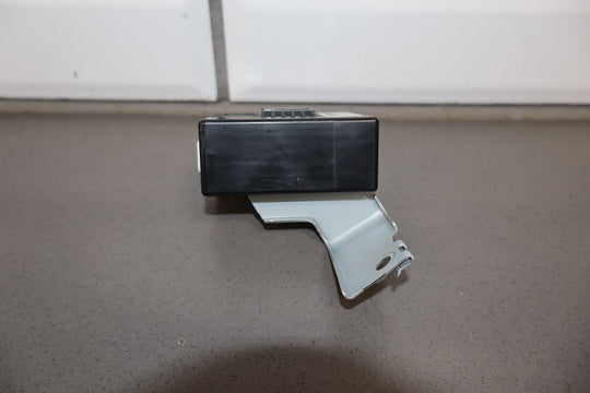 2018 - 2024 Nissan Titan TPMS Tire Pressure Monitoring System Antenna